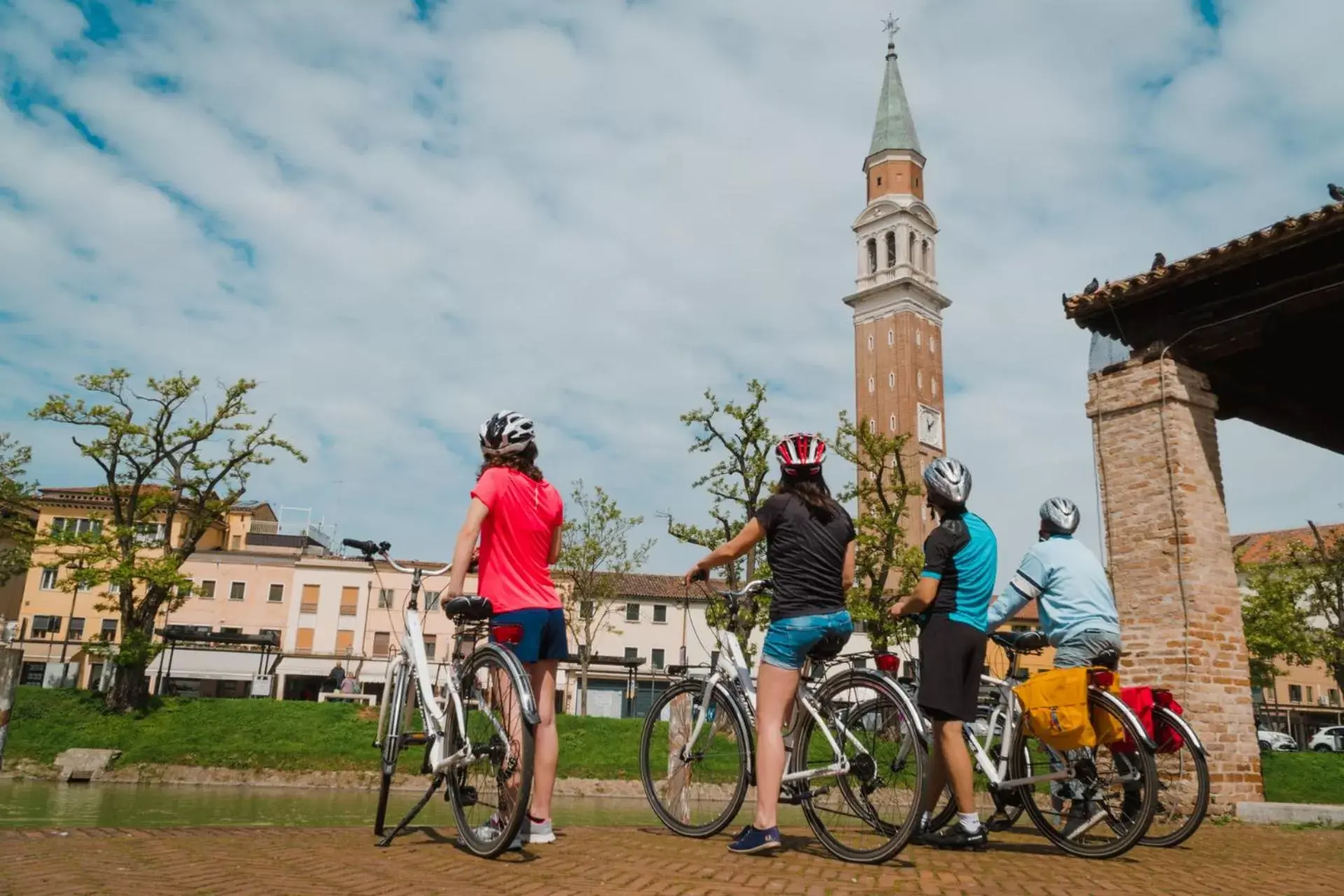 Nearby landmark, Biking in Hotel Casa a Colori Venezia