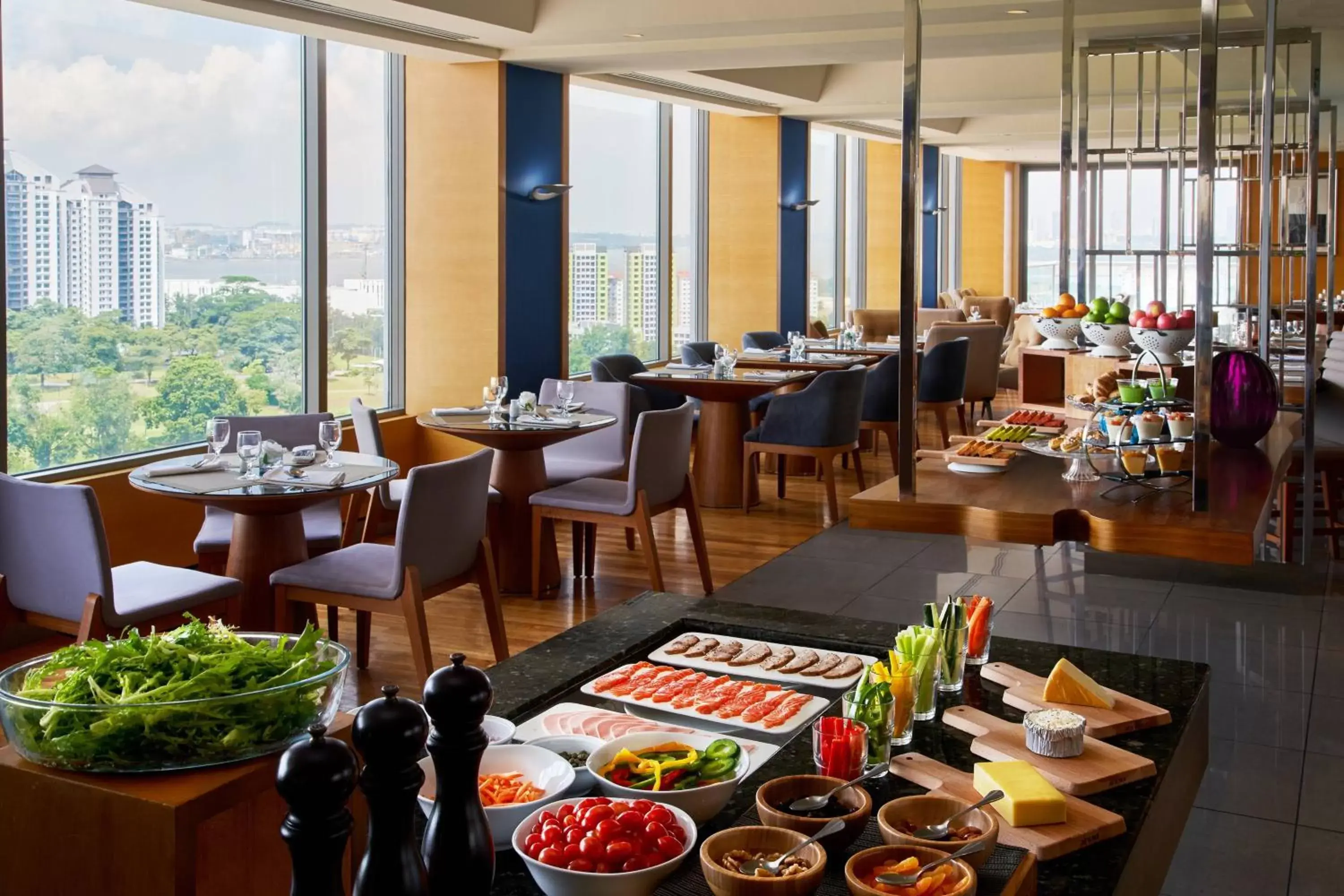 Lounge or bar, Restaurant/Places to Eat in Renaissance Johor Bahru Hotel