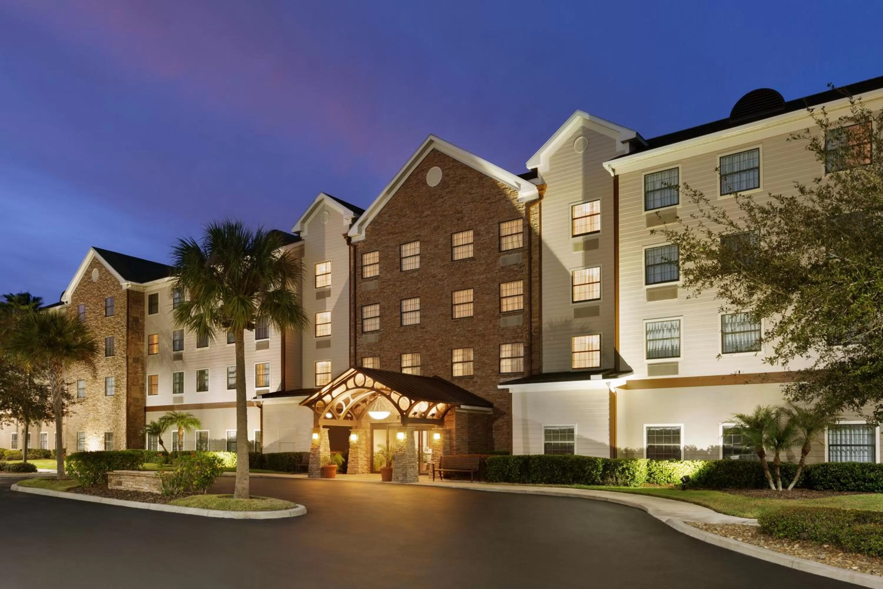 Property building in Staybridge Suites Tampa East- Brandon by IHG
