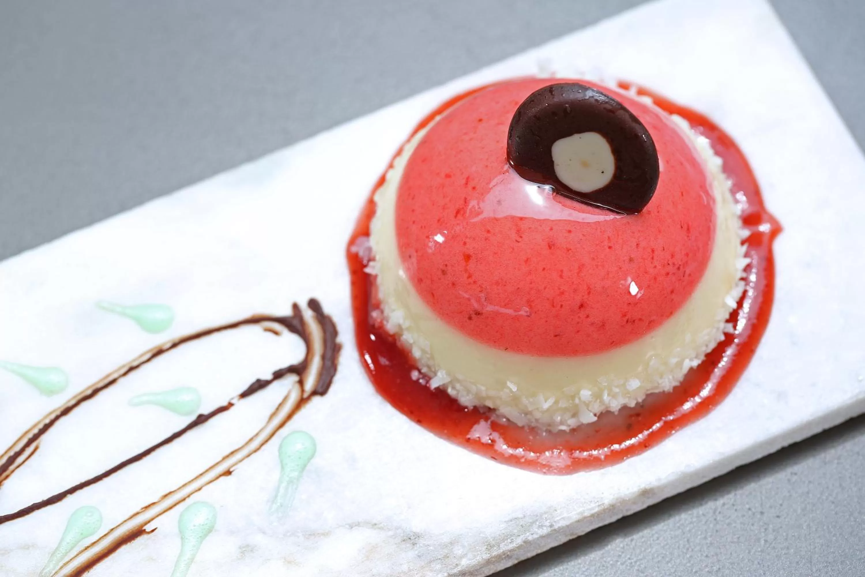 Restaurant/places to eat in InterContinental Tegucigalpa at Multiplaza Mall by IHG