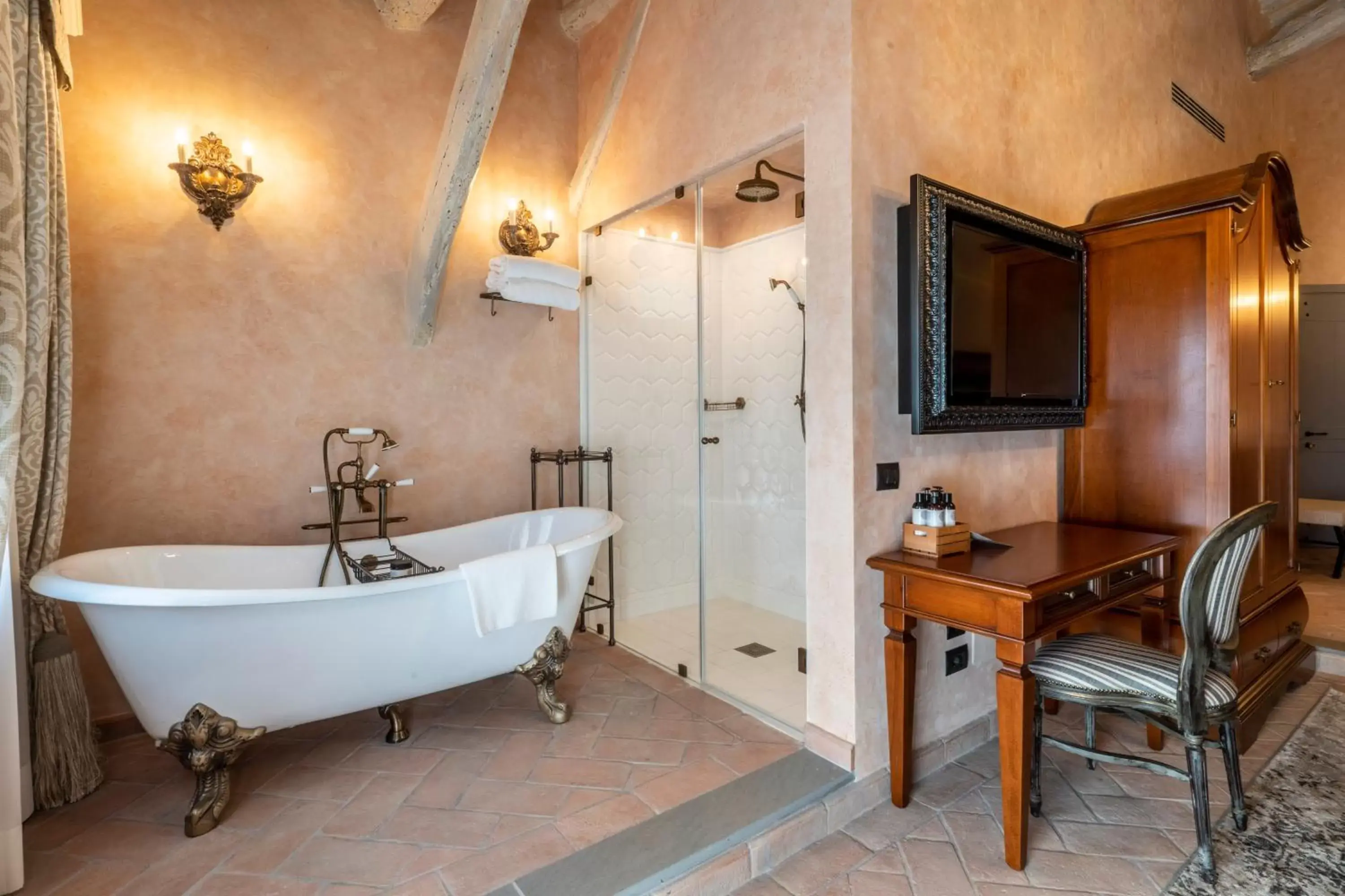 Bathroom in Villa Petriolo