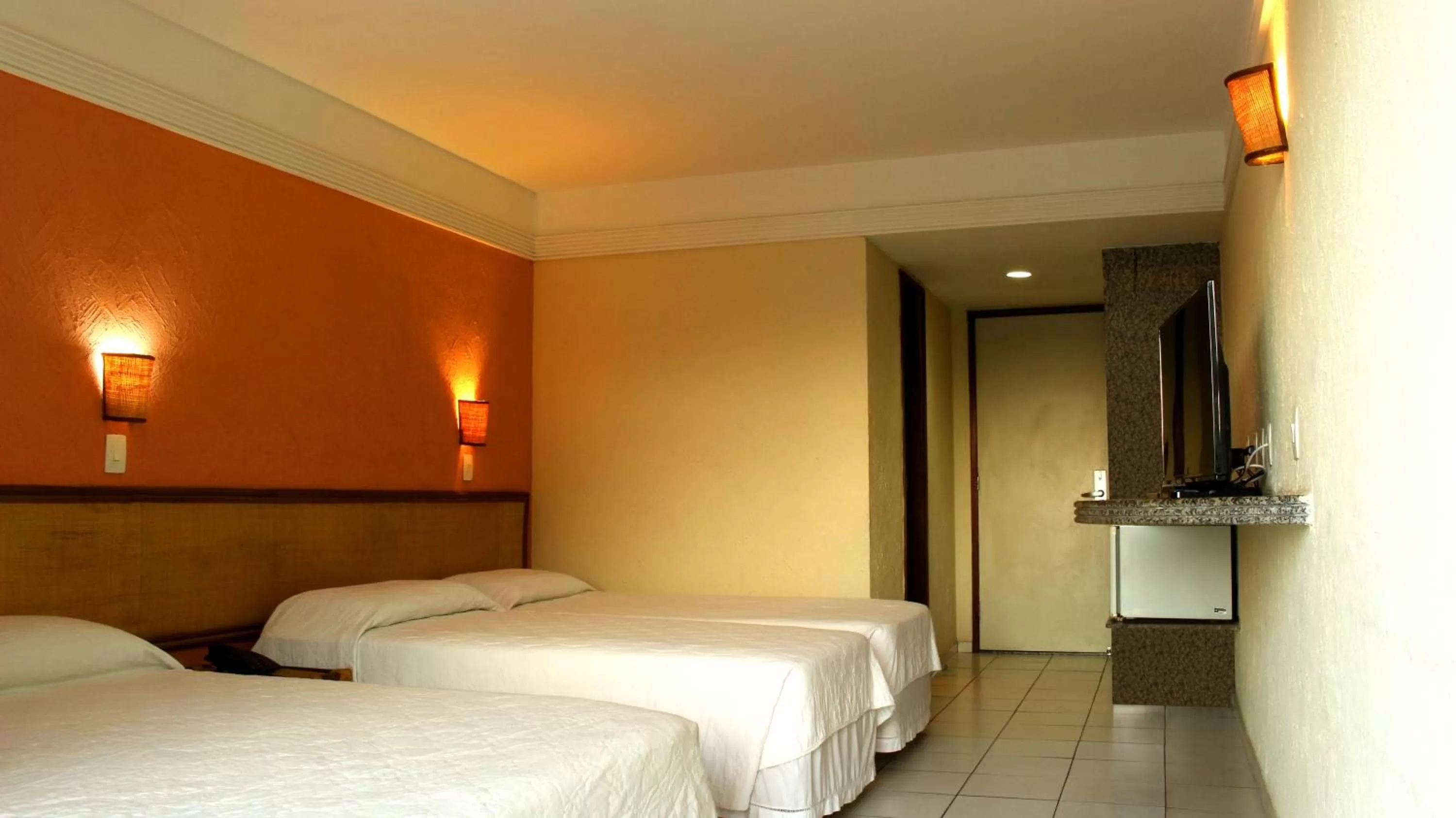 Photo of the whole room, Bed in Natal Praia Hotel