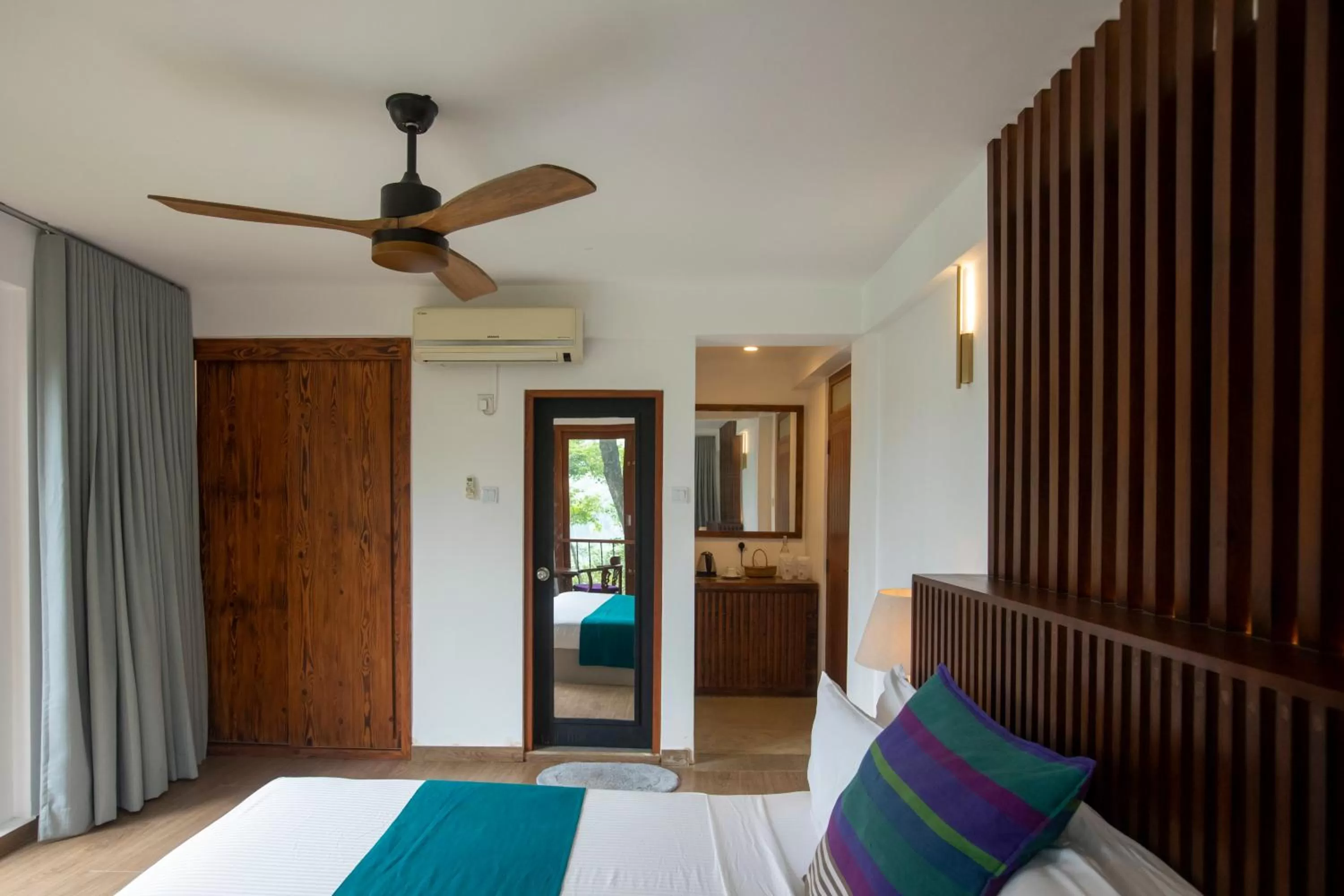 Bedroom, Bed in Birds Park Polgahawela