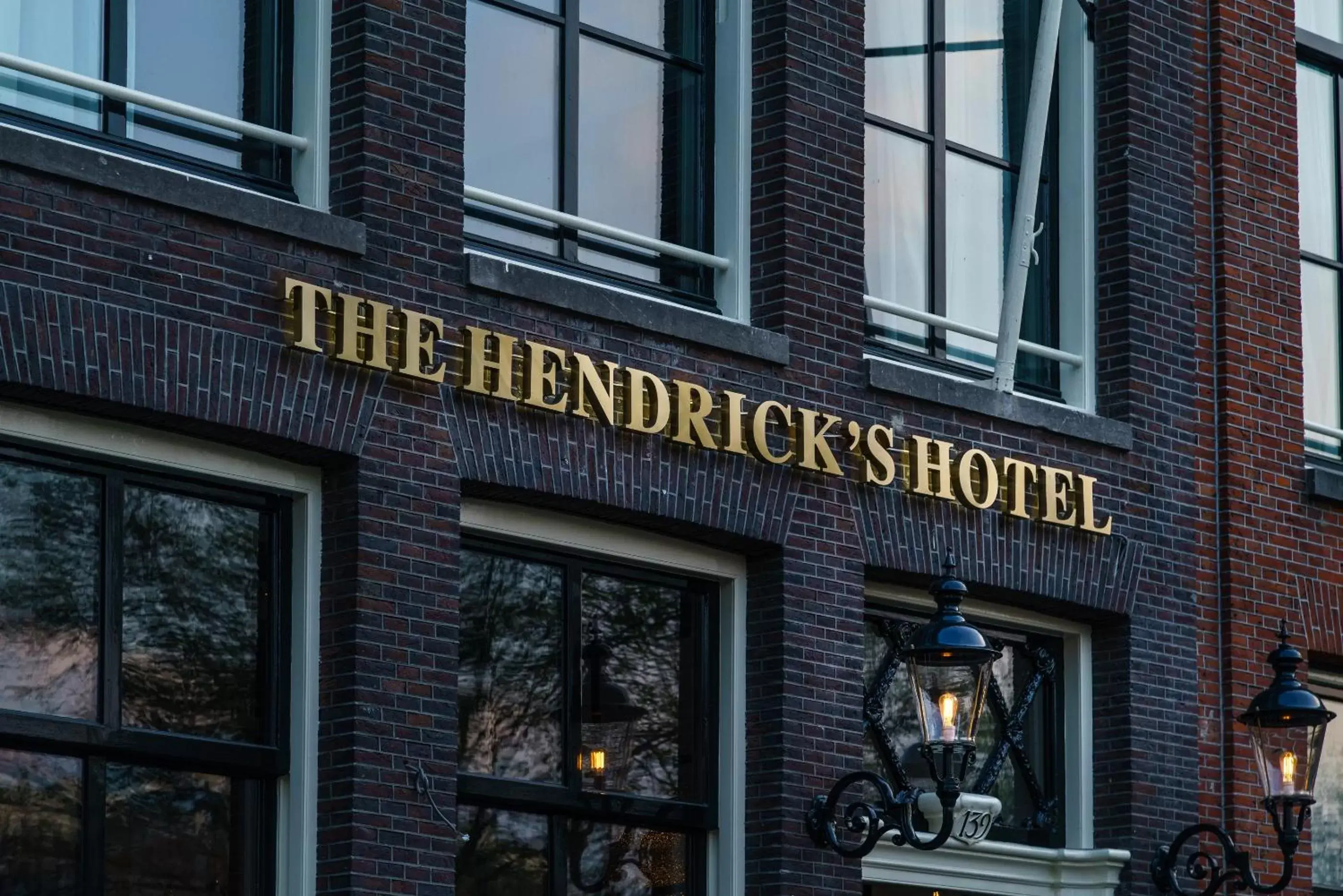 Facade/entrance in The Hendrick's Hotel