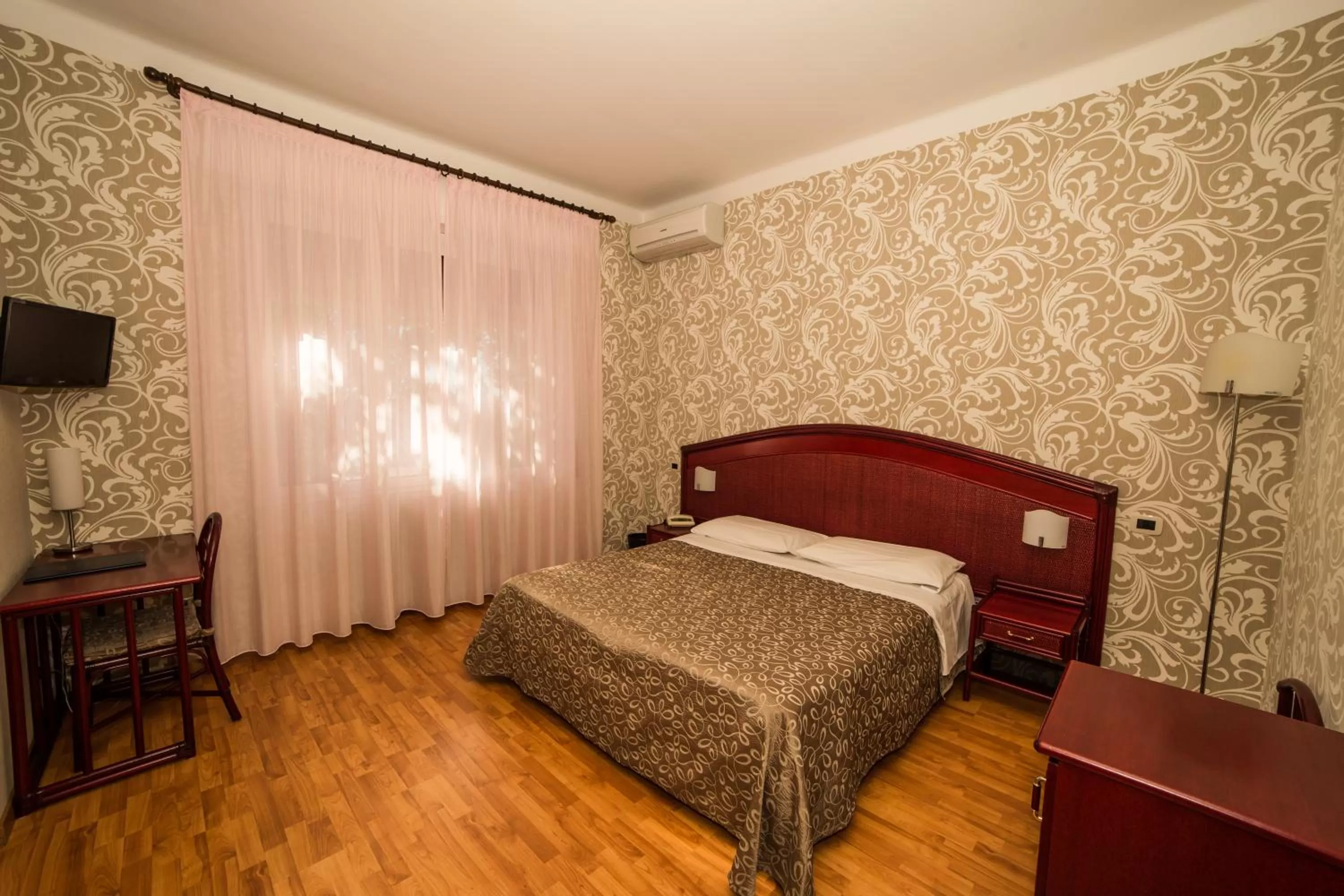 Bed in Hotel Kristina