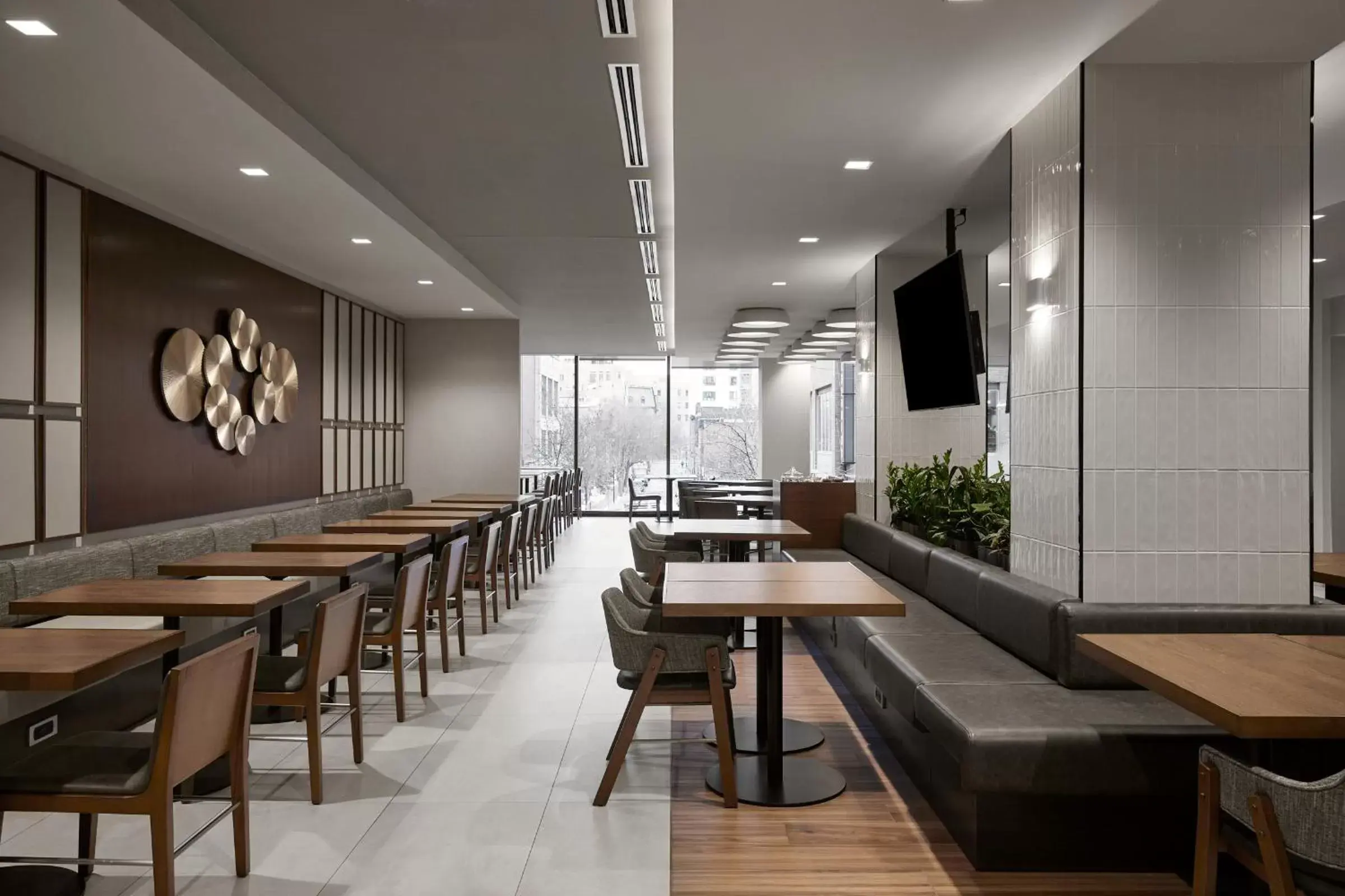 Dining area, Restaurant/Places to Eat in Hyatt Place Montreal - Downtown