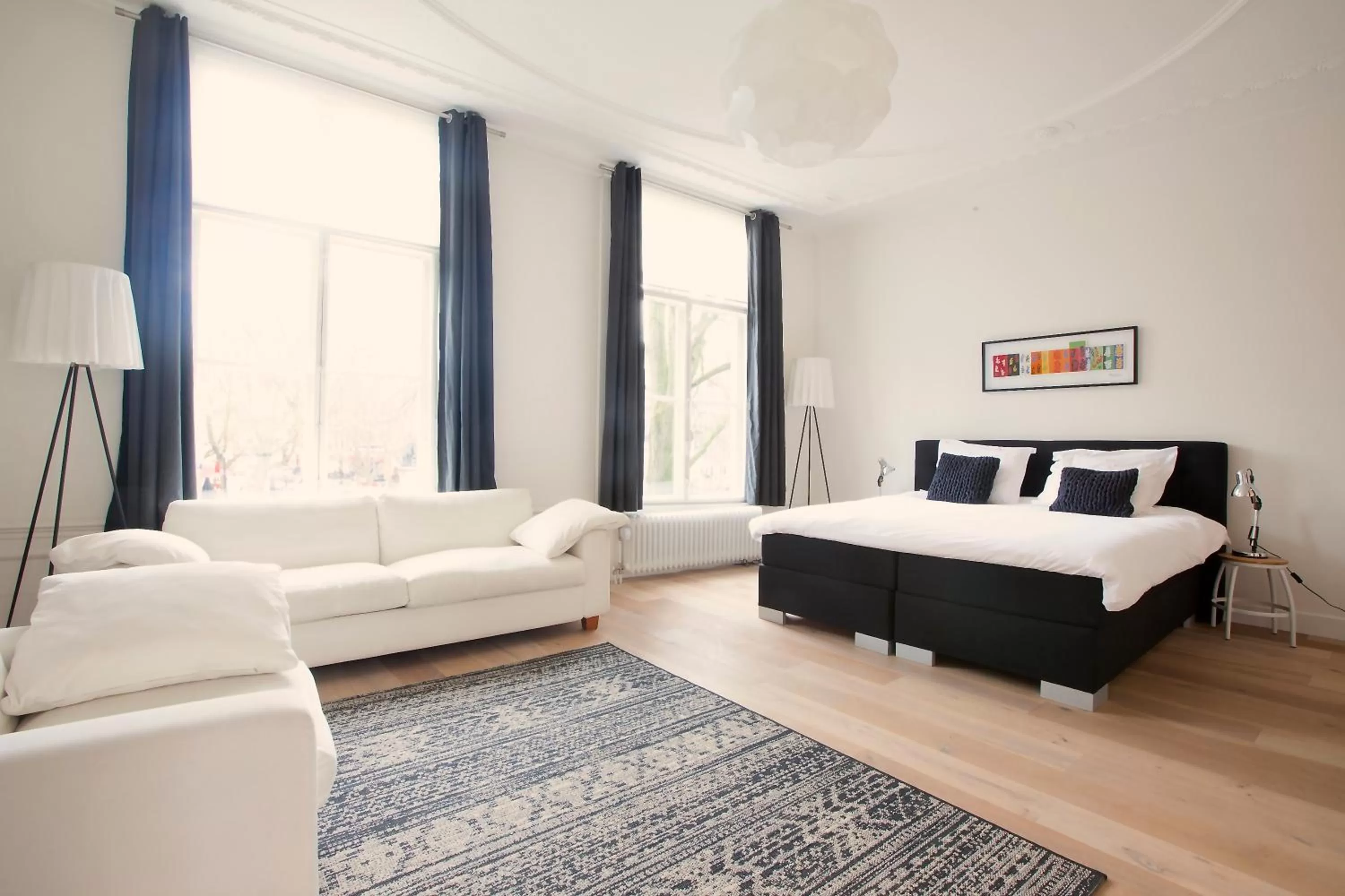 Day, Bed in Mokum Suites