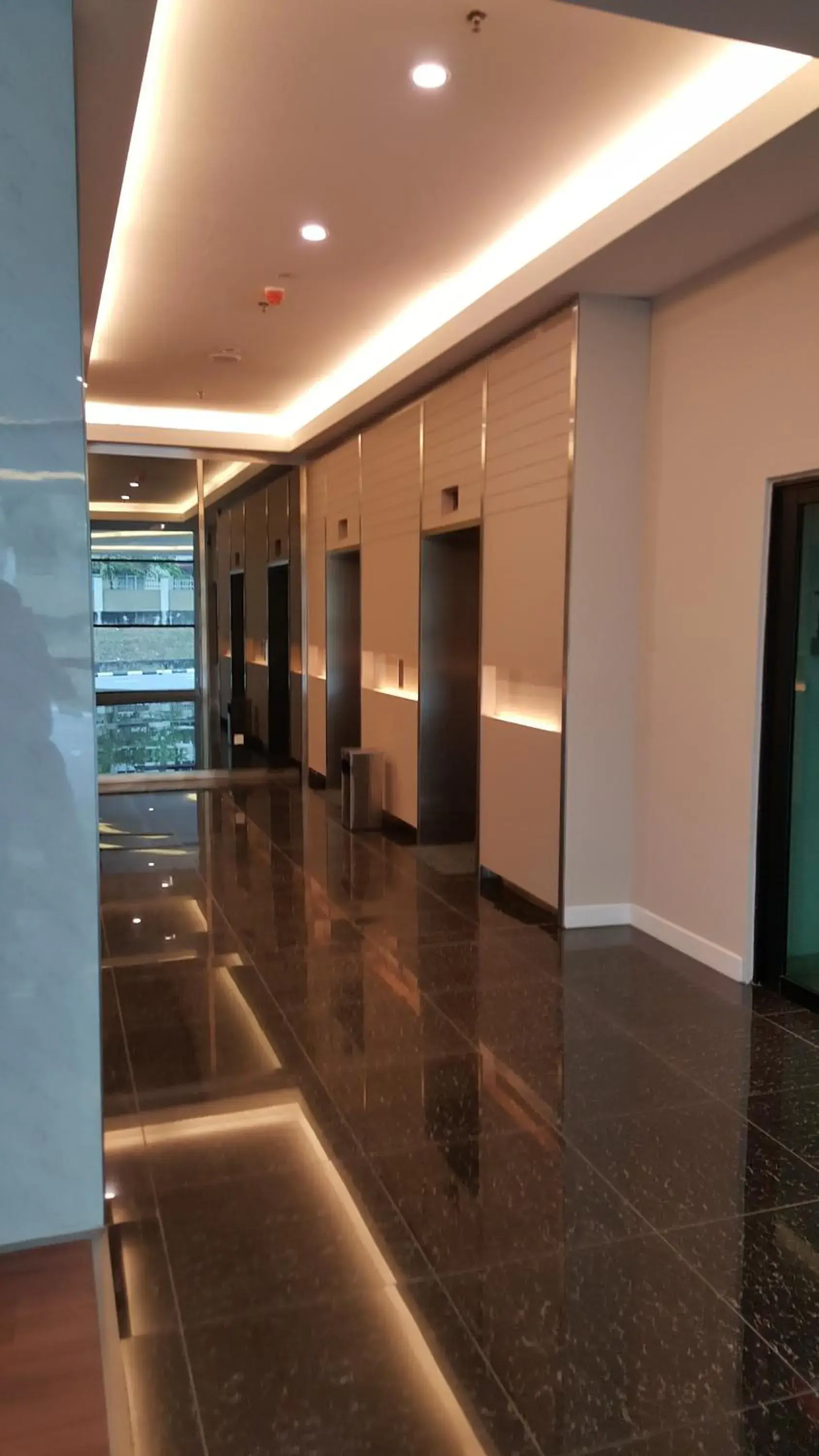 Lobby or reception in Nexus Business Suite Hotel