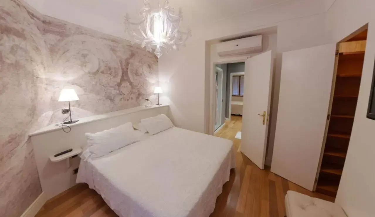 Bedroom, Bed in Hotel Miramare & Spa