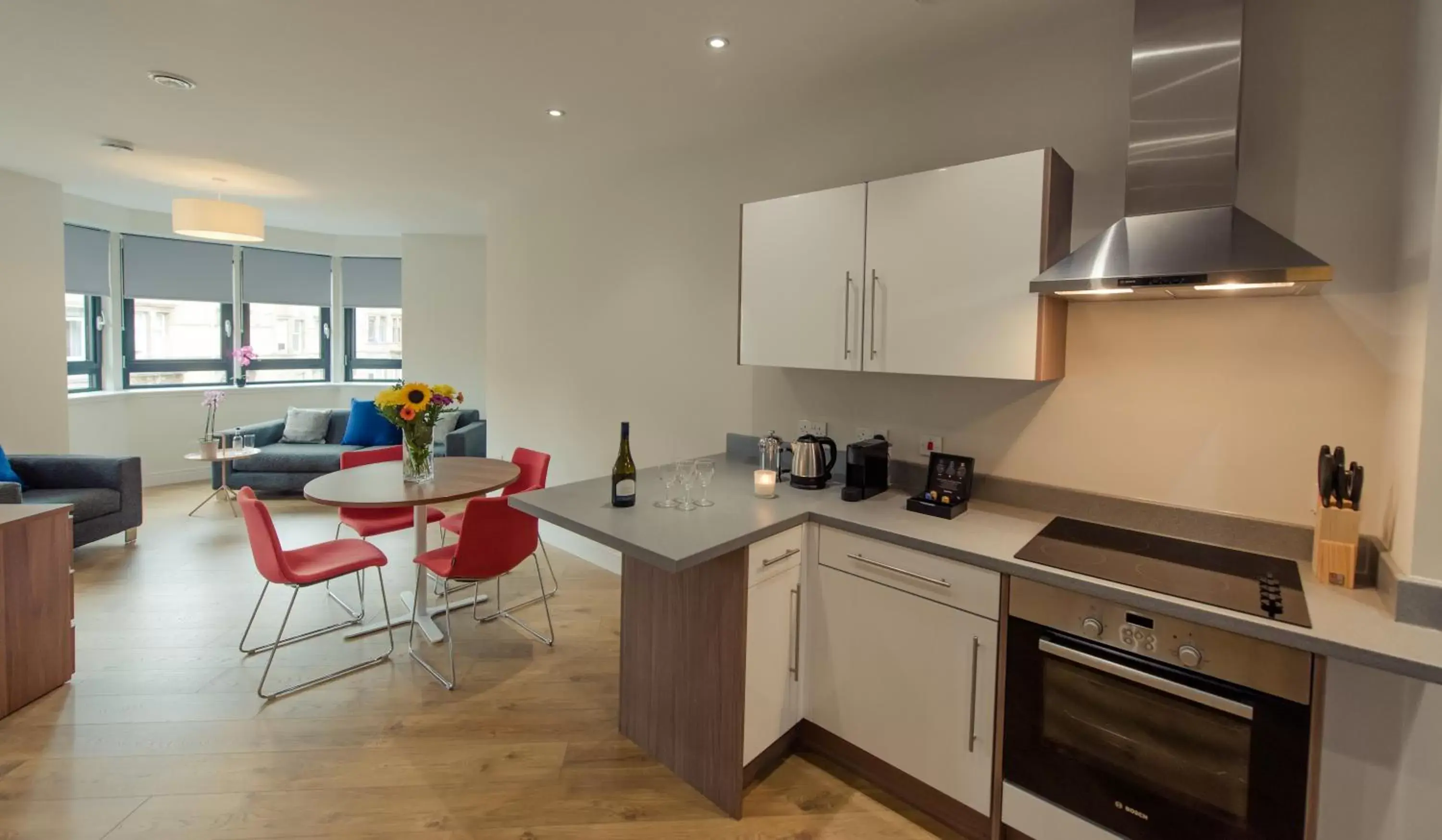 Kitchen or kitchenette, Kitchen/Kitchenette in PREMIER SUITES PLUS Glasgow Bath Street