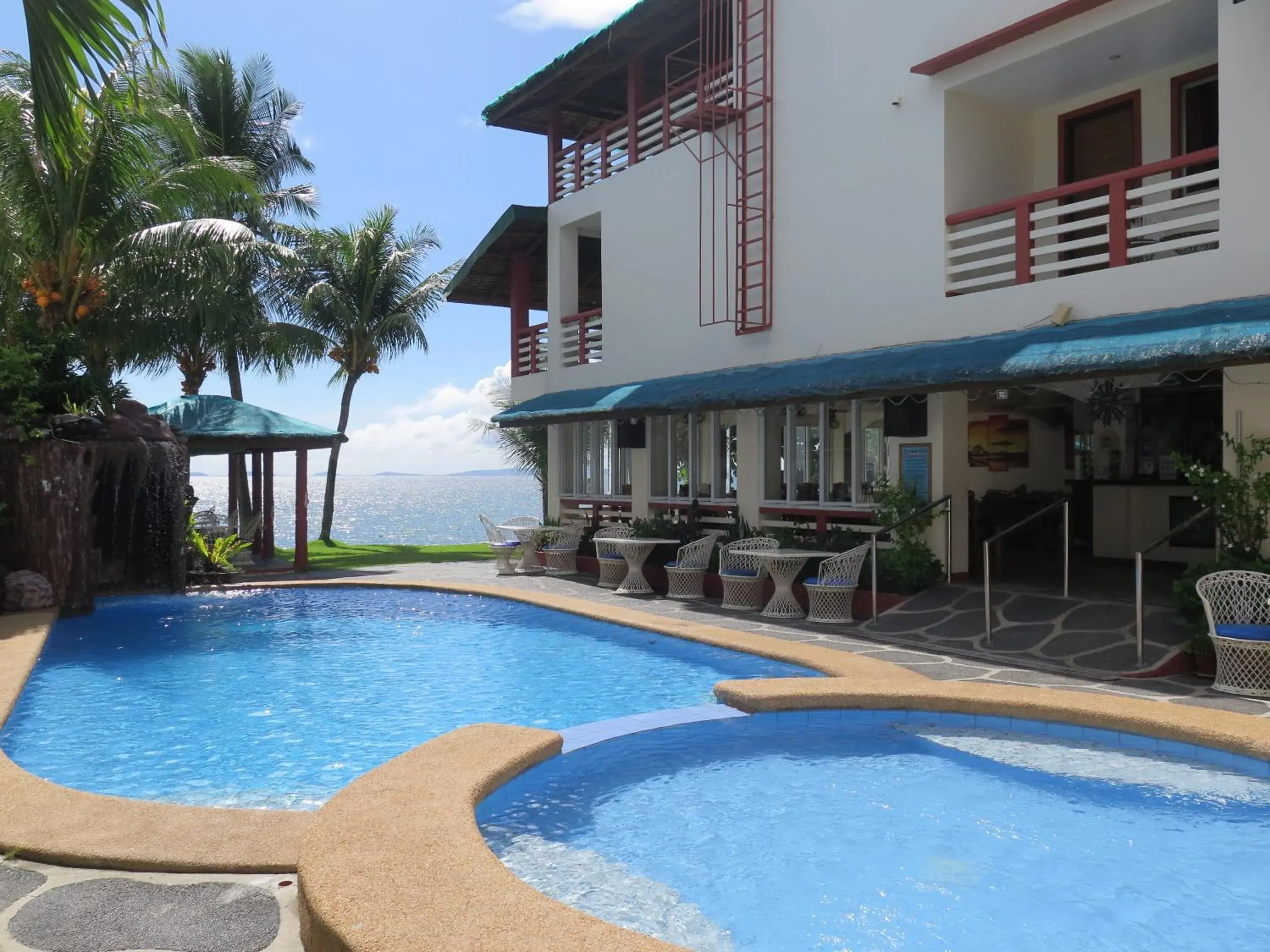 Pool view in Badladz Beach and Dive Resort Pool view in Badladz Beach and Dive Resort