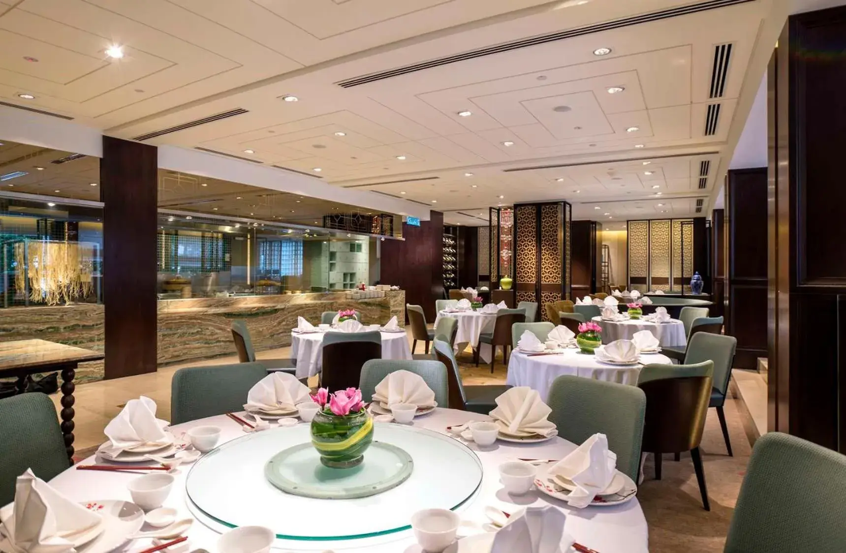 Restaurant/Places to Eat in Hilton Petaling Jaya