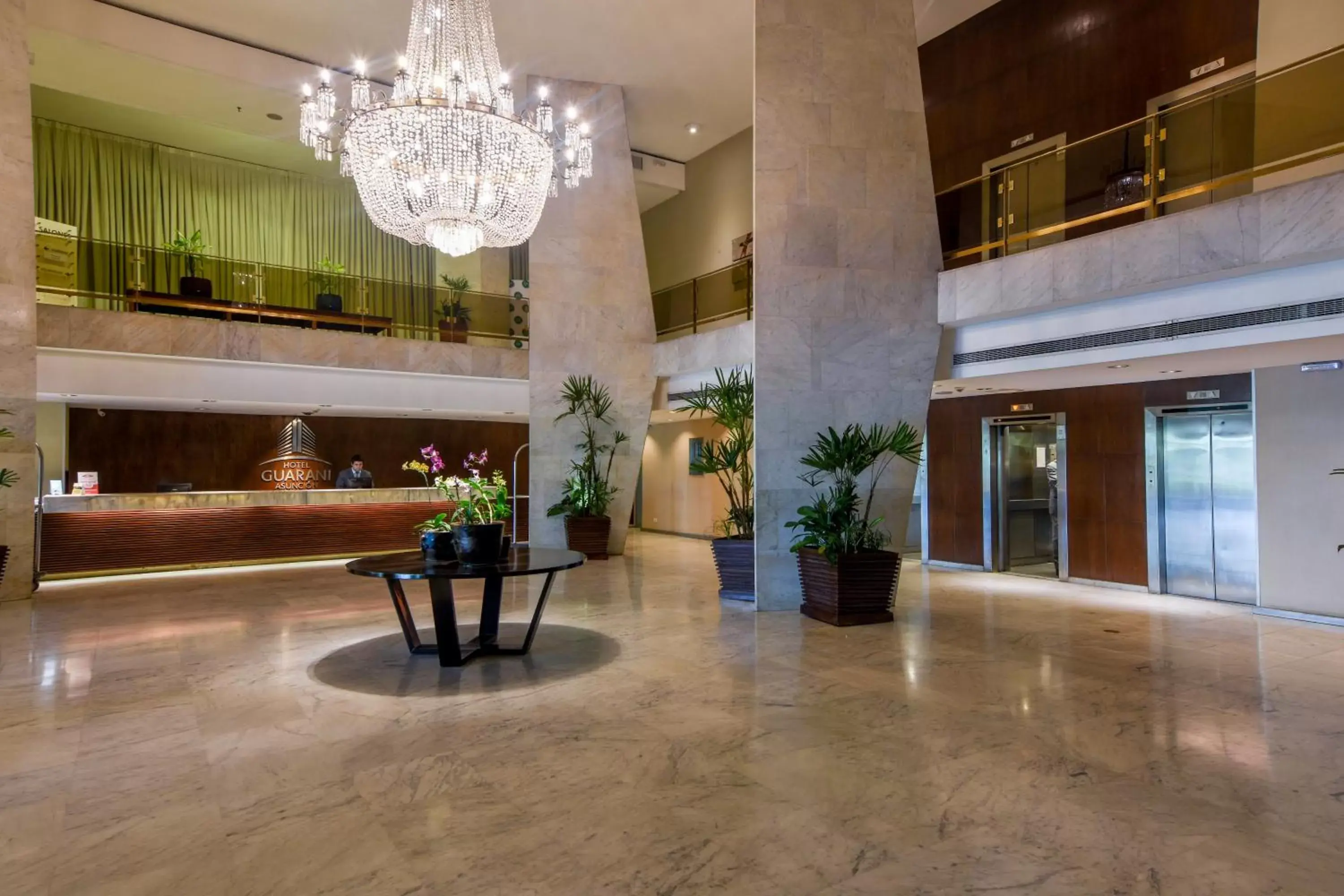 Seating area in Hotel Guarani Asuncion