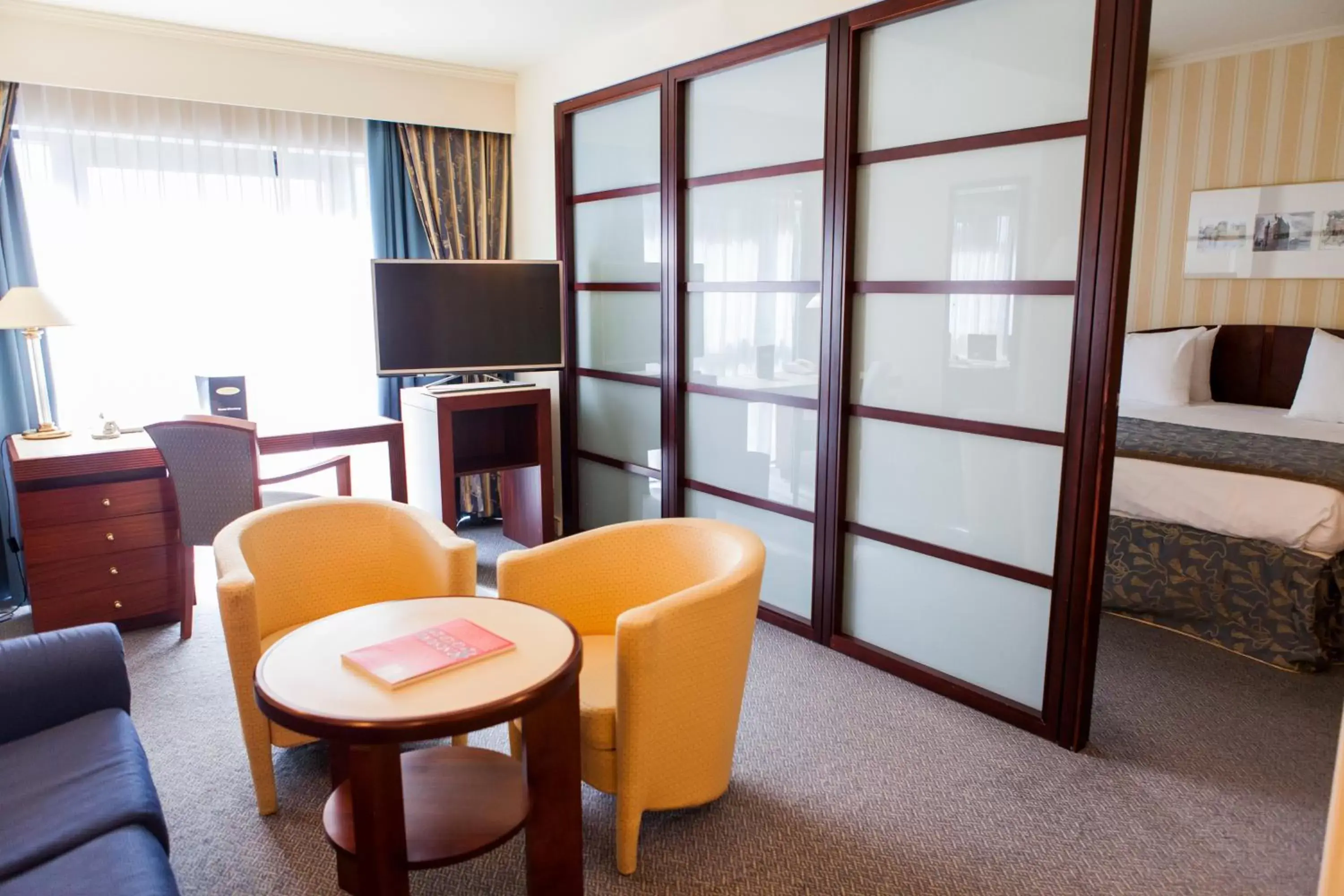 Living room, Seating Area in Hotel Le Chatelain