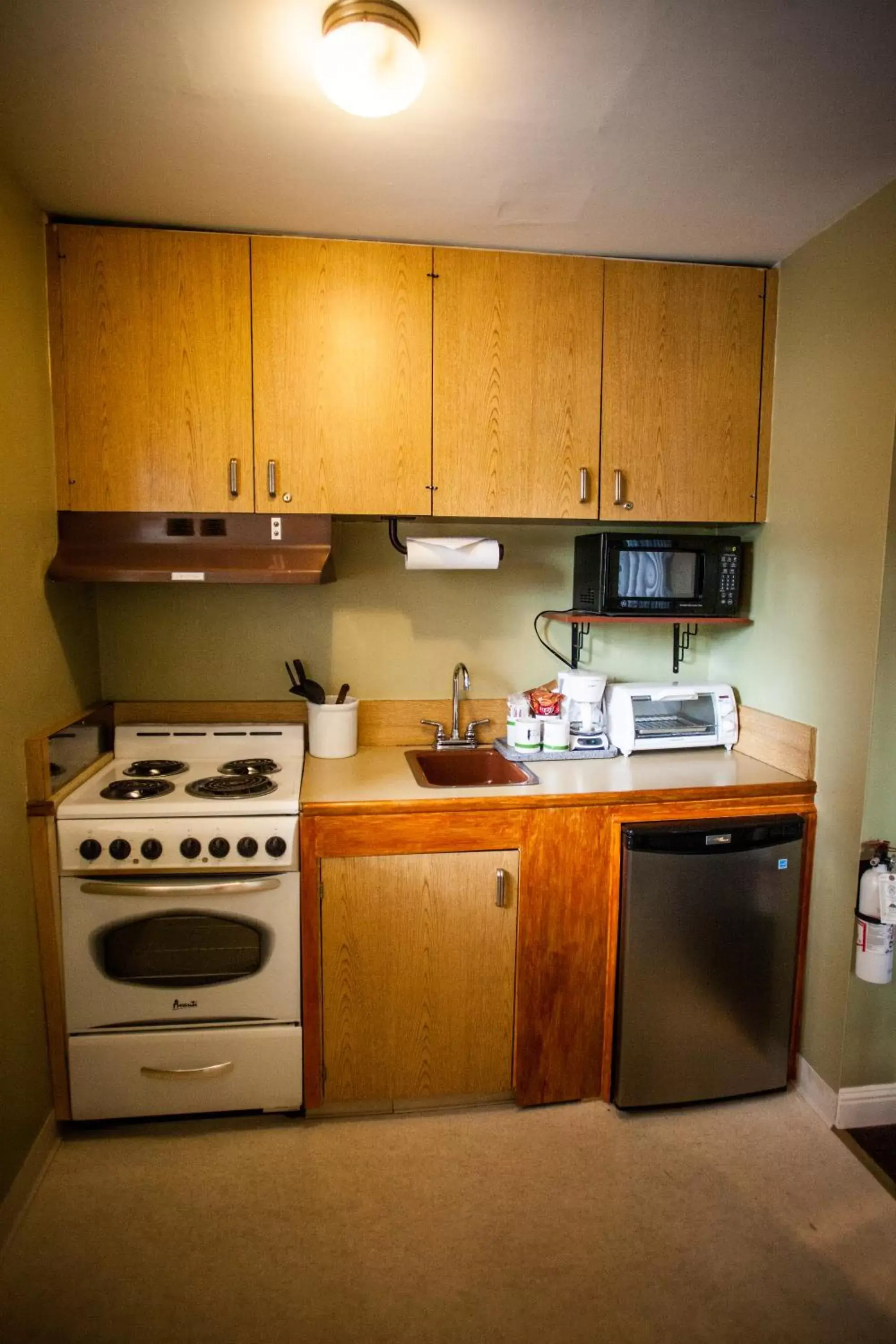 Kitchen or kitchenette, Kitchen/Kitchenette in Big Pines Mountain House