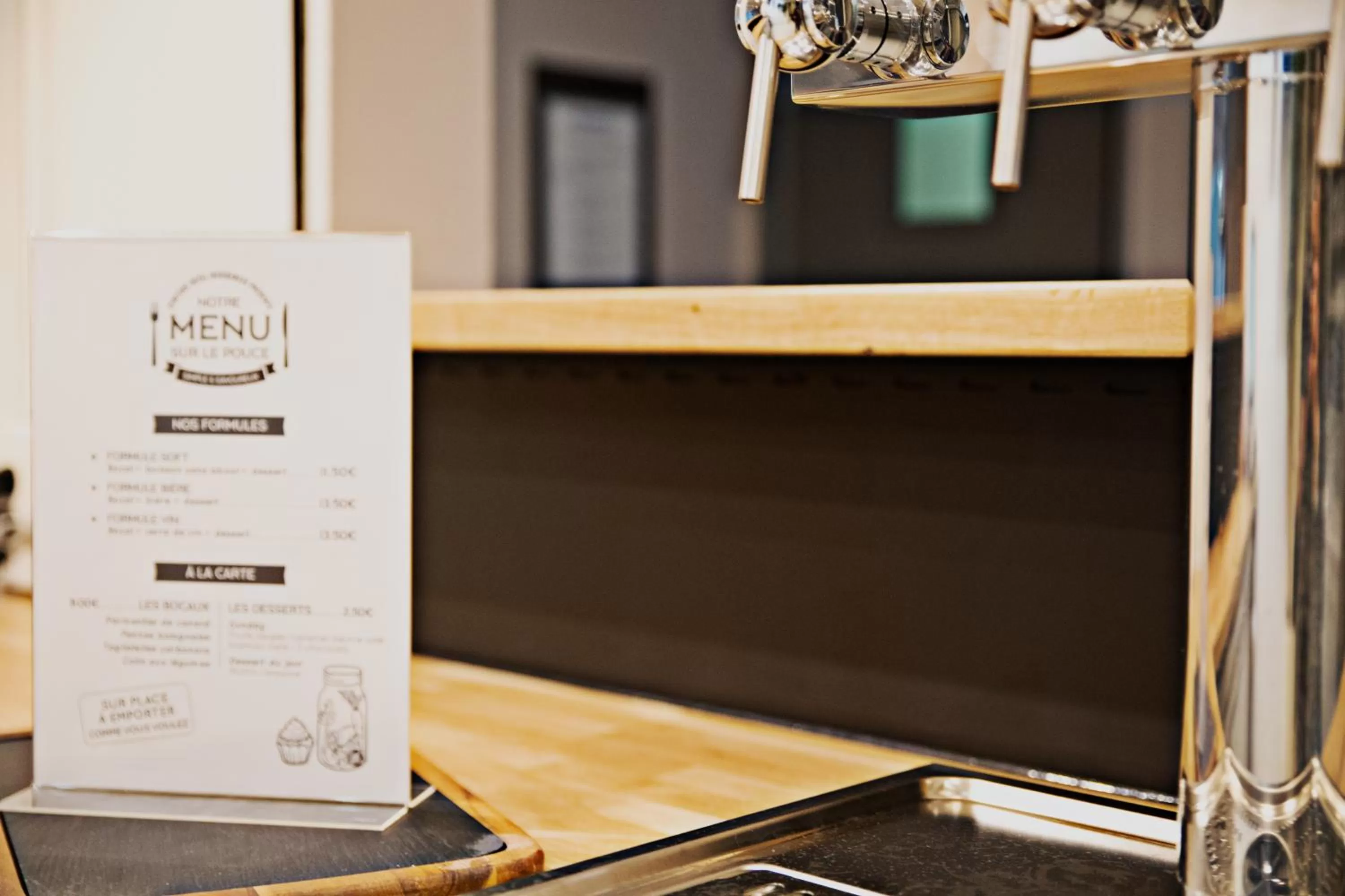 Property logo or sign in Comfort Aparthotel Antibes Le Maestria