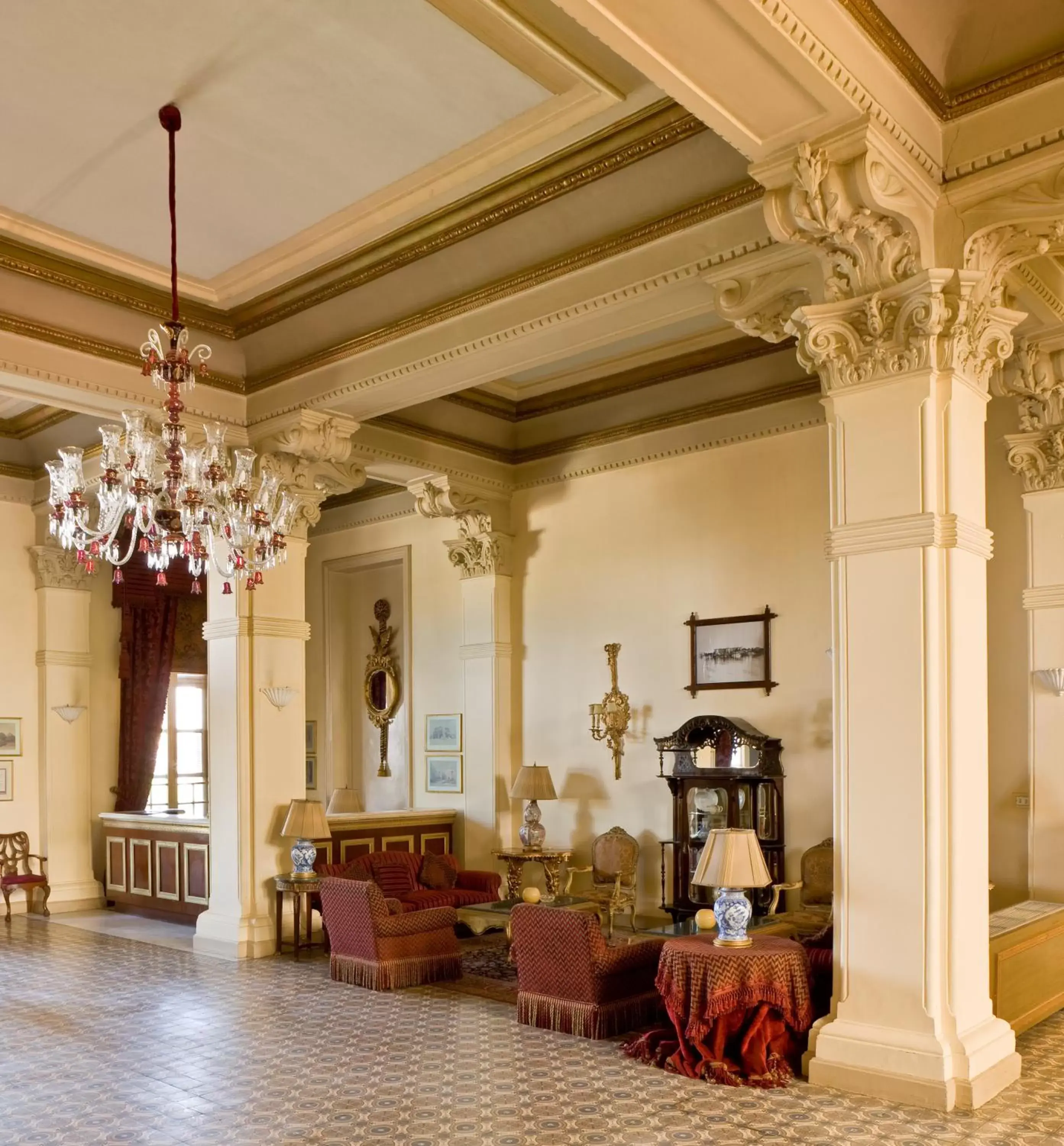 Living room, Seating Area in Sofitel Winter Palace Luxor