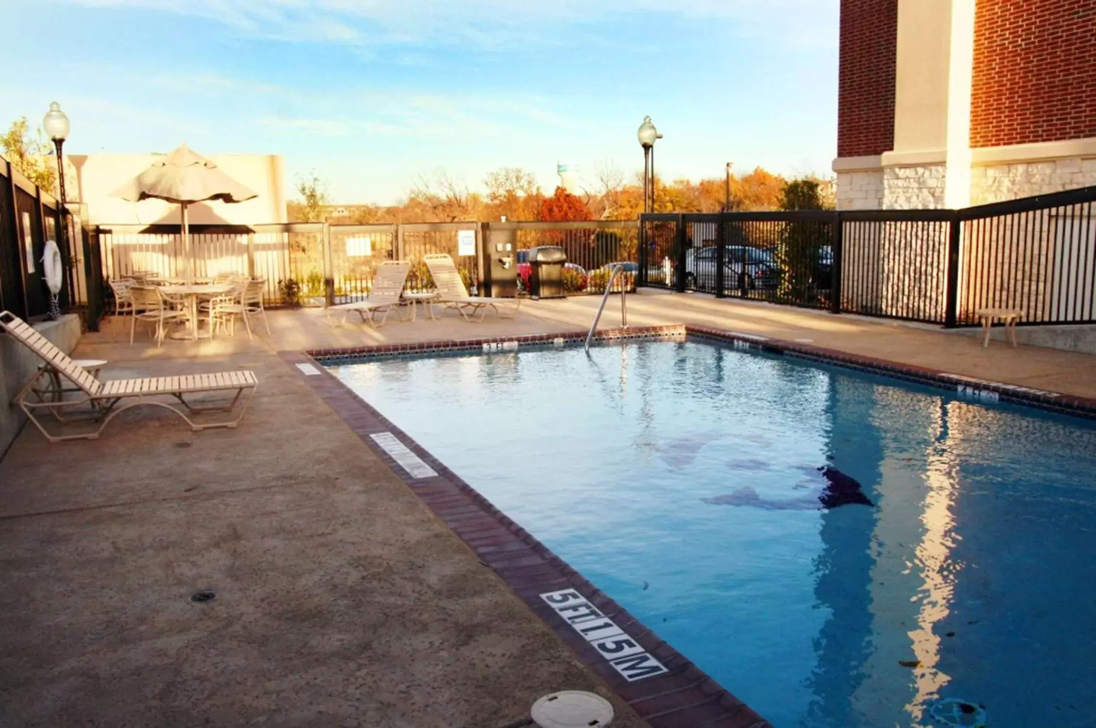 Pool view, Swimming Pool in Hampton Inn Dallas-Rockwall
