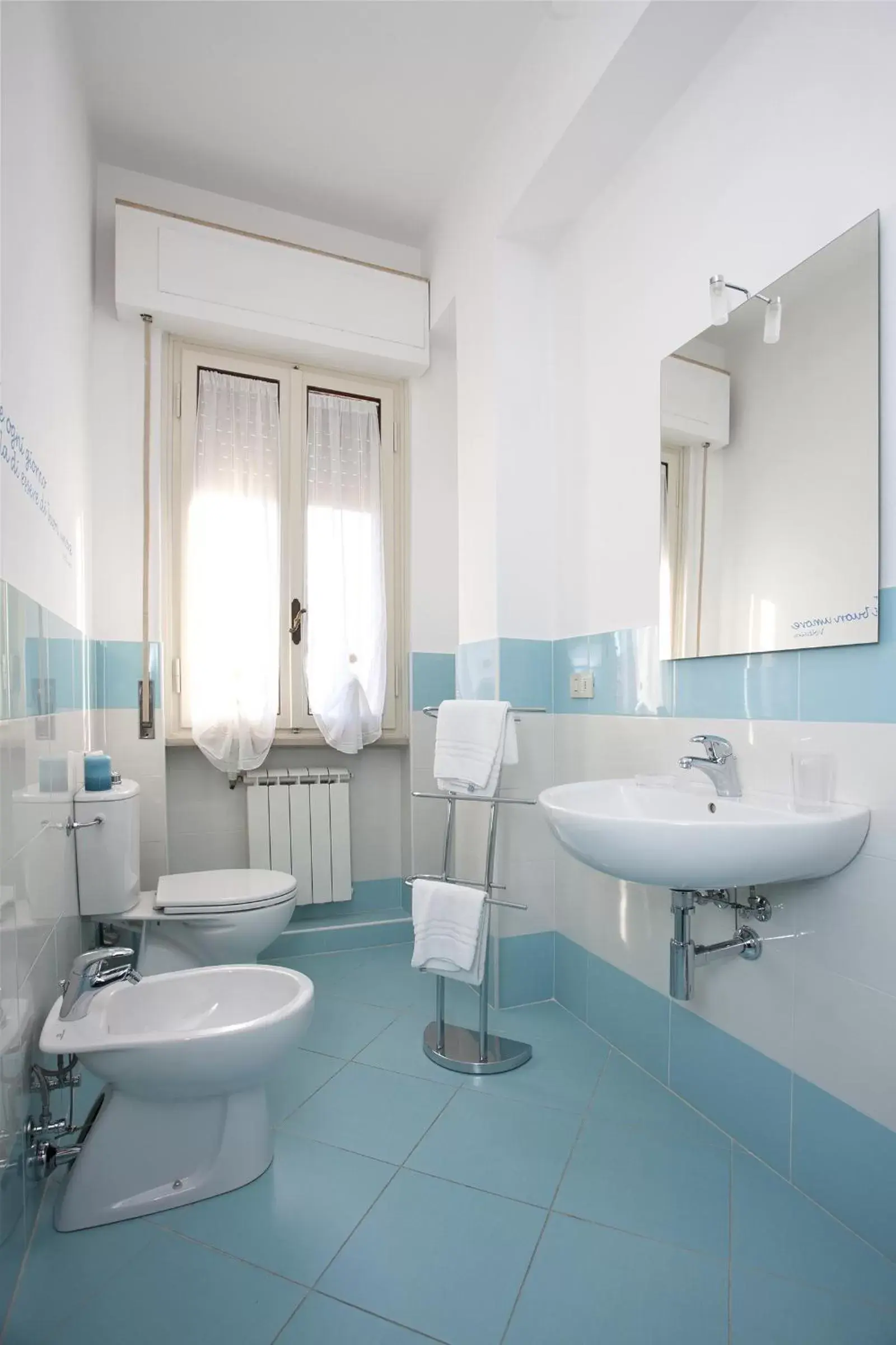 Shower, Bathroom in B&B Cento Passi Dalle Mura