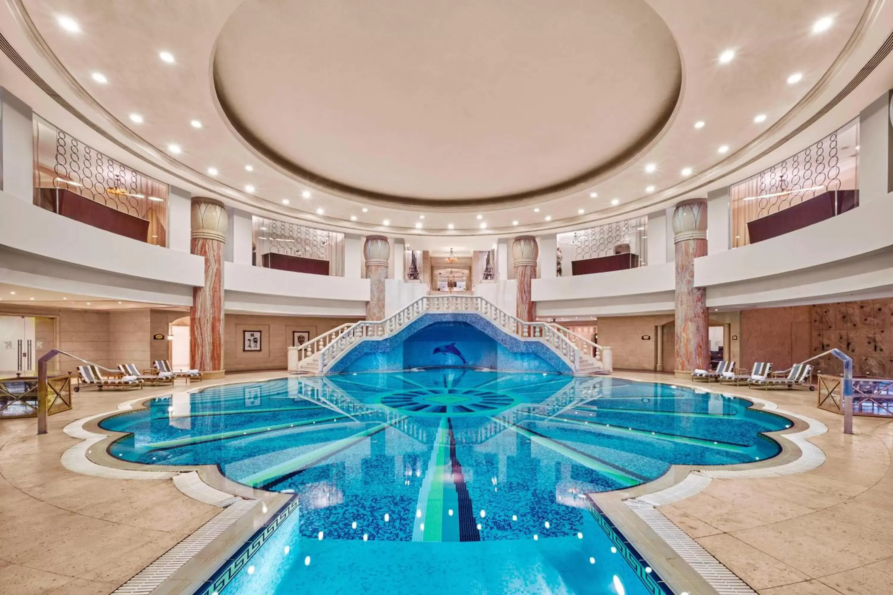 Swimming Pool in JW Marriott Hotel Cairo