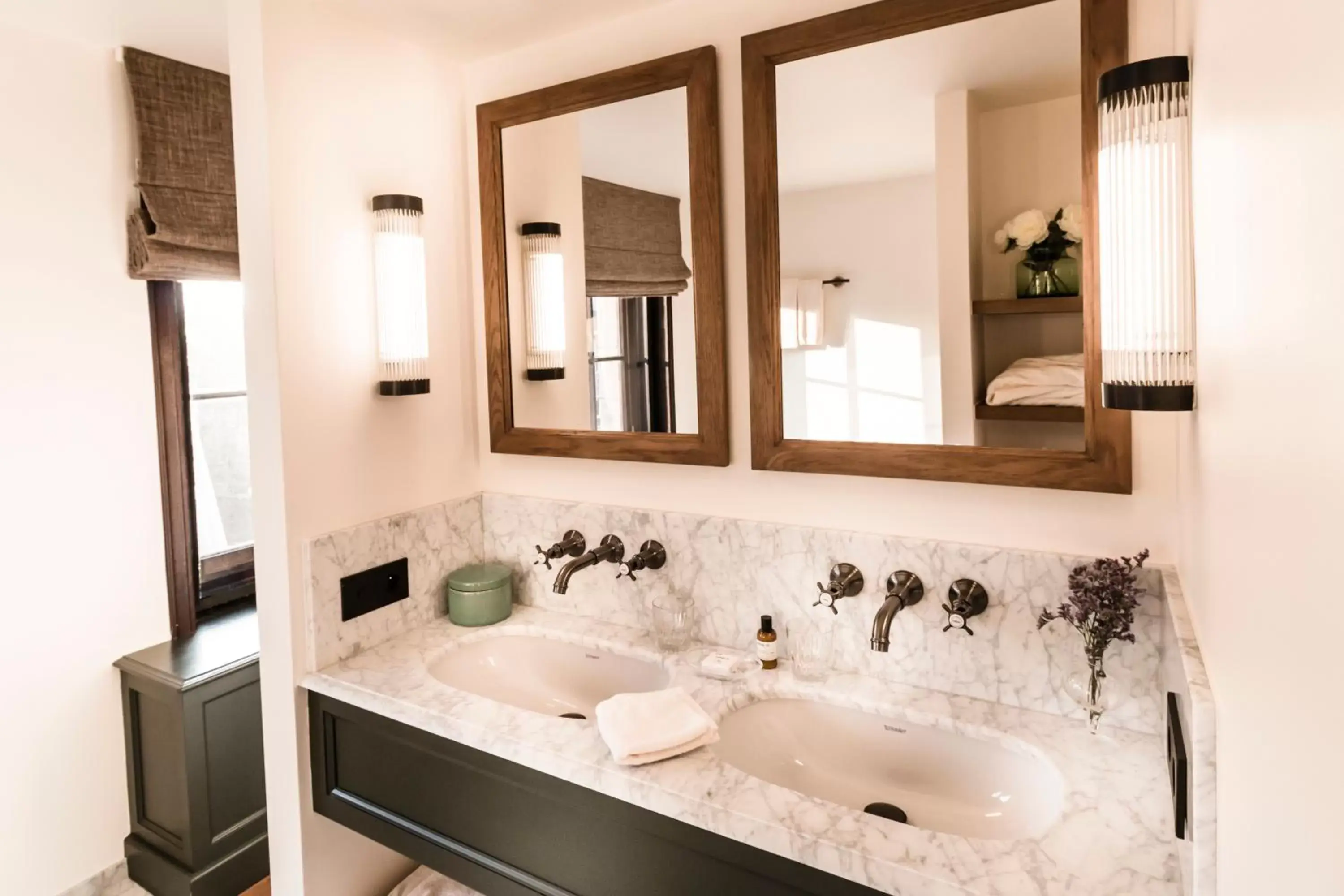 Duplex Deluxe King Suite - single occupancy in 1898 The Post Duplex Deluxe King Suite - single occupancy in 1898 The Post