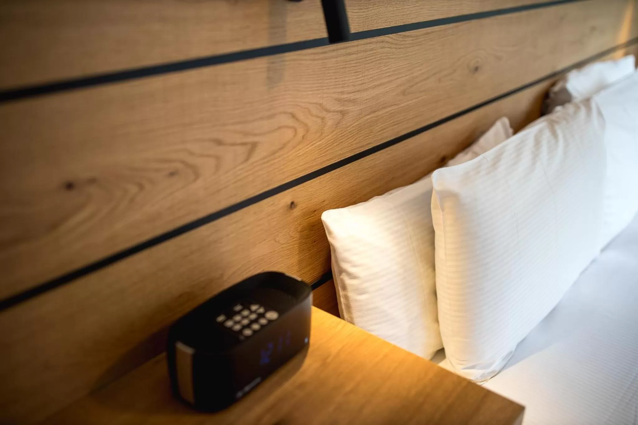 Bed in Lomond Lodge Motel & Apartments