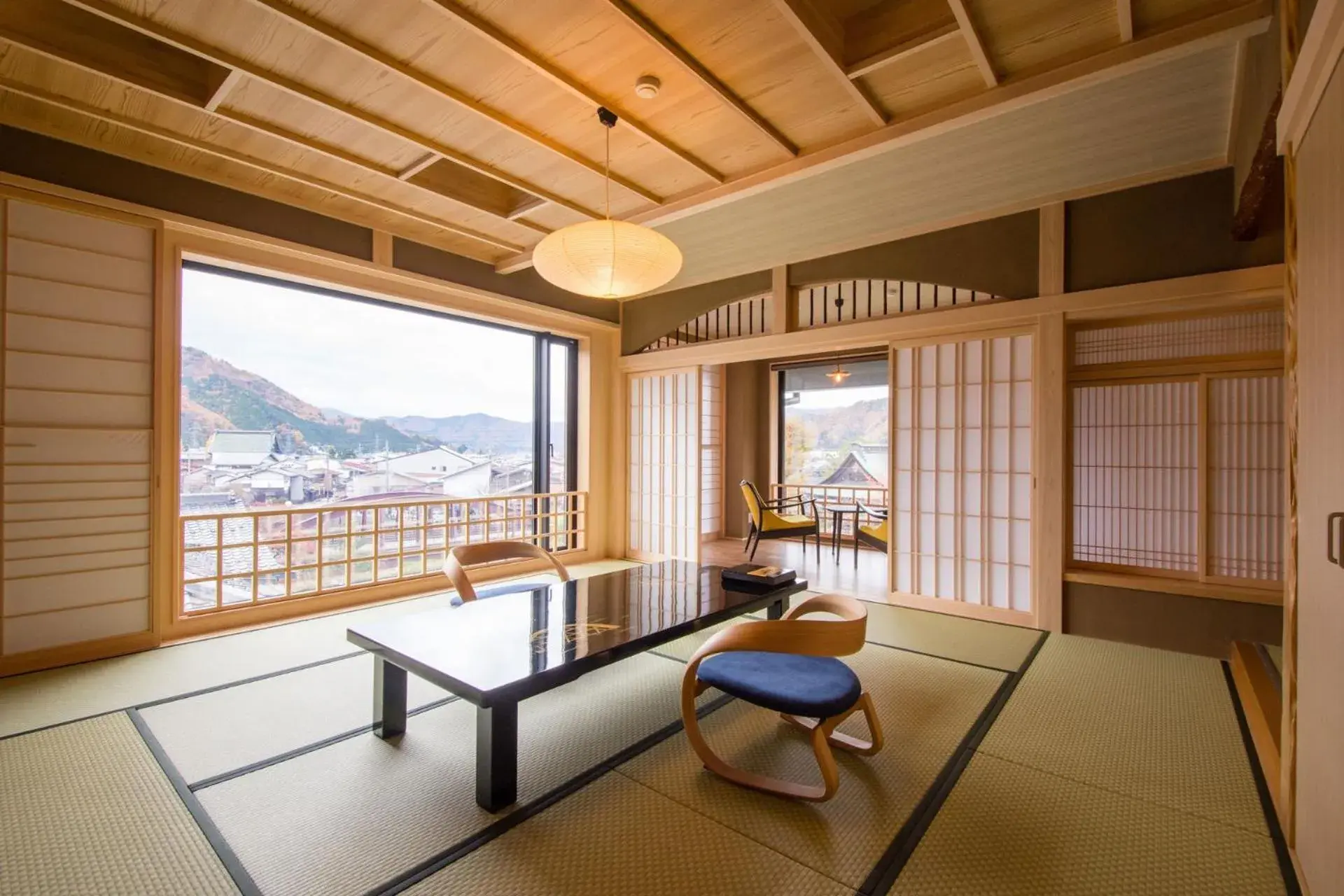 Living room in Ryokan Yatsusankan