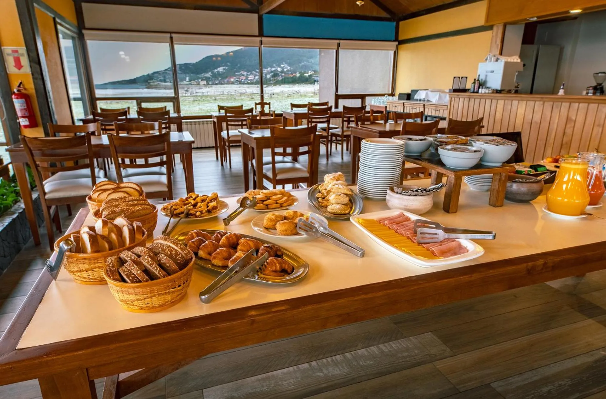 Restaurant/places to eat in Tolkeyen Ushuaia Hotel