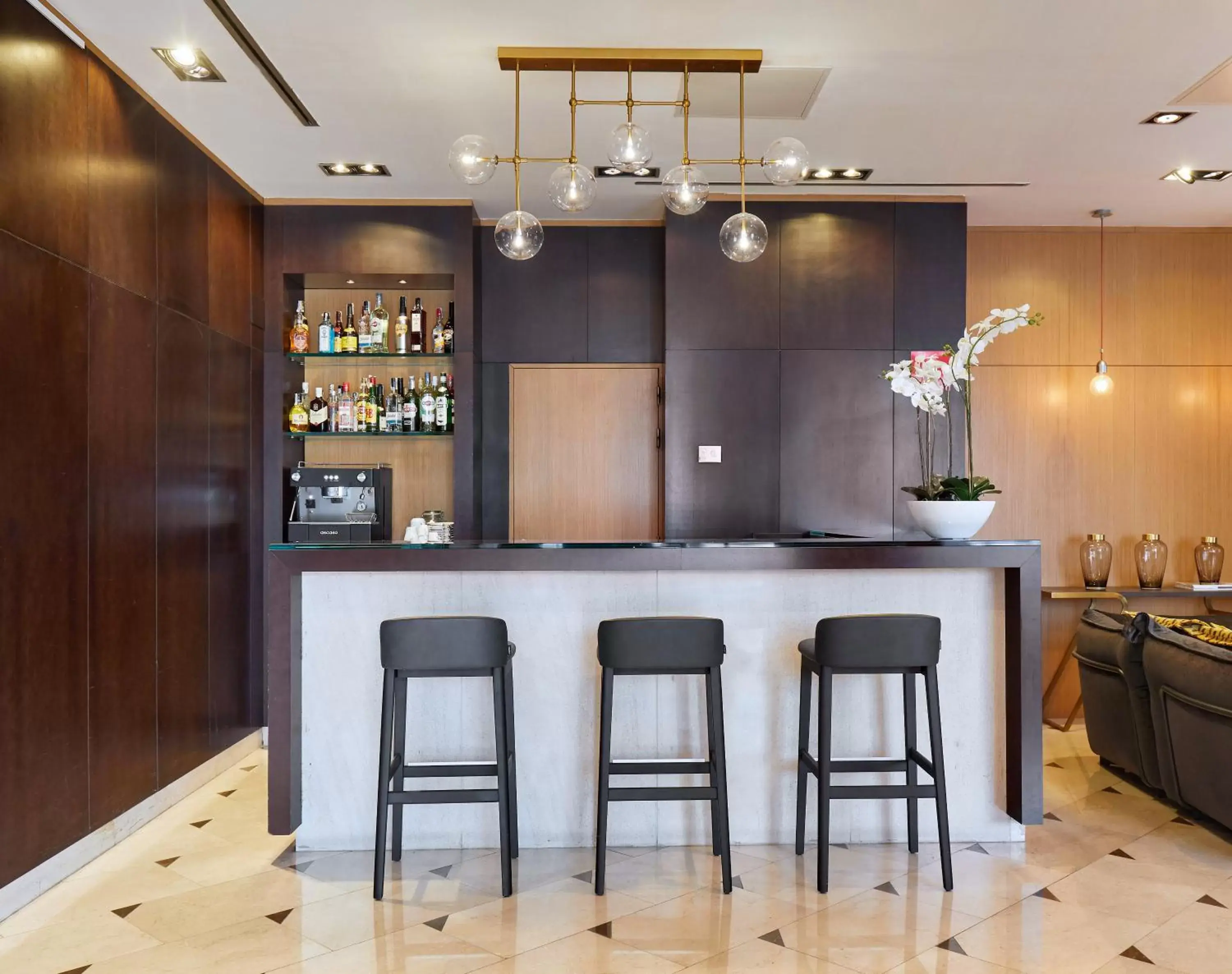 Lounge or bar, Lobby/Reception in Eurostars Monumental
