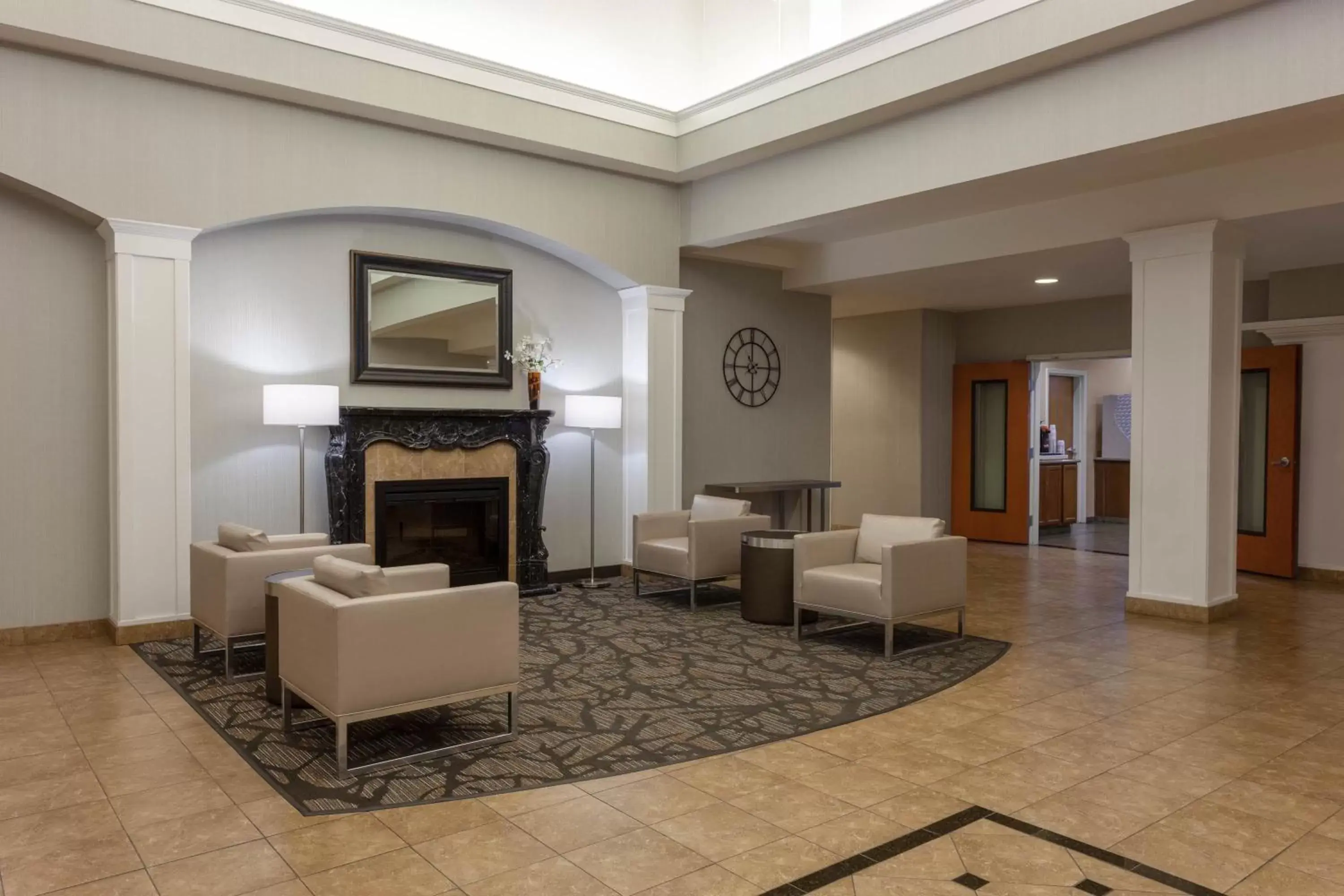 Lobby or reception in Wingate by Wyndham Moses Lake Lobby or reception in Wingate by Wyndham Moses Lake