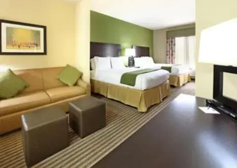 Holiday Inn Express & Suites Maumelle, an IHG Hotel