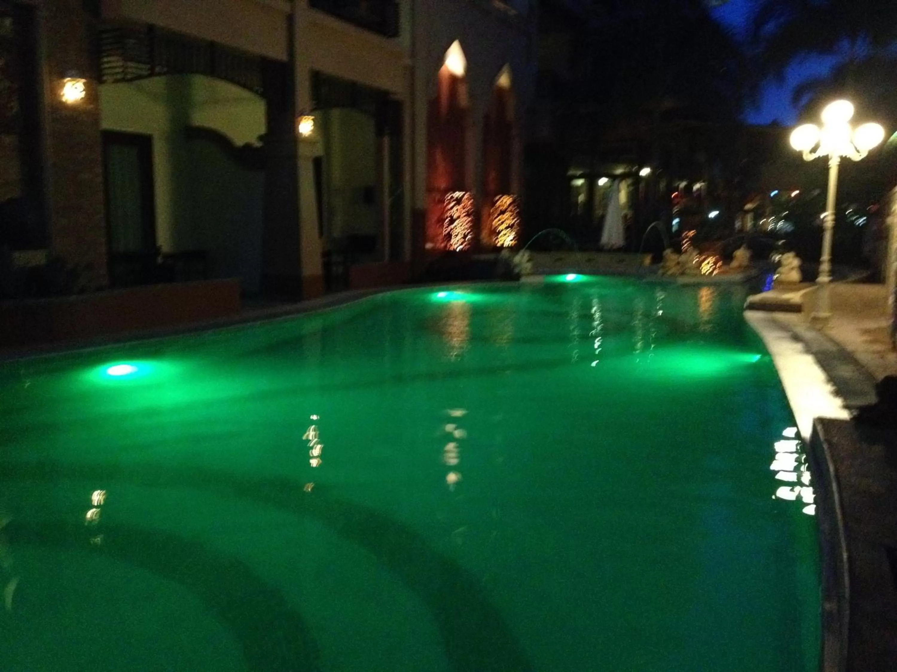 Swimming pool in Wannara Hotel Hua Hin