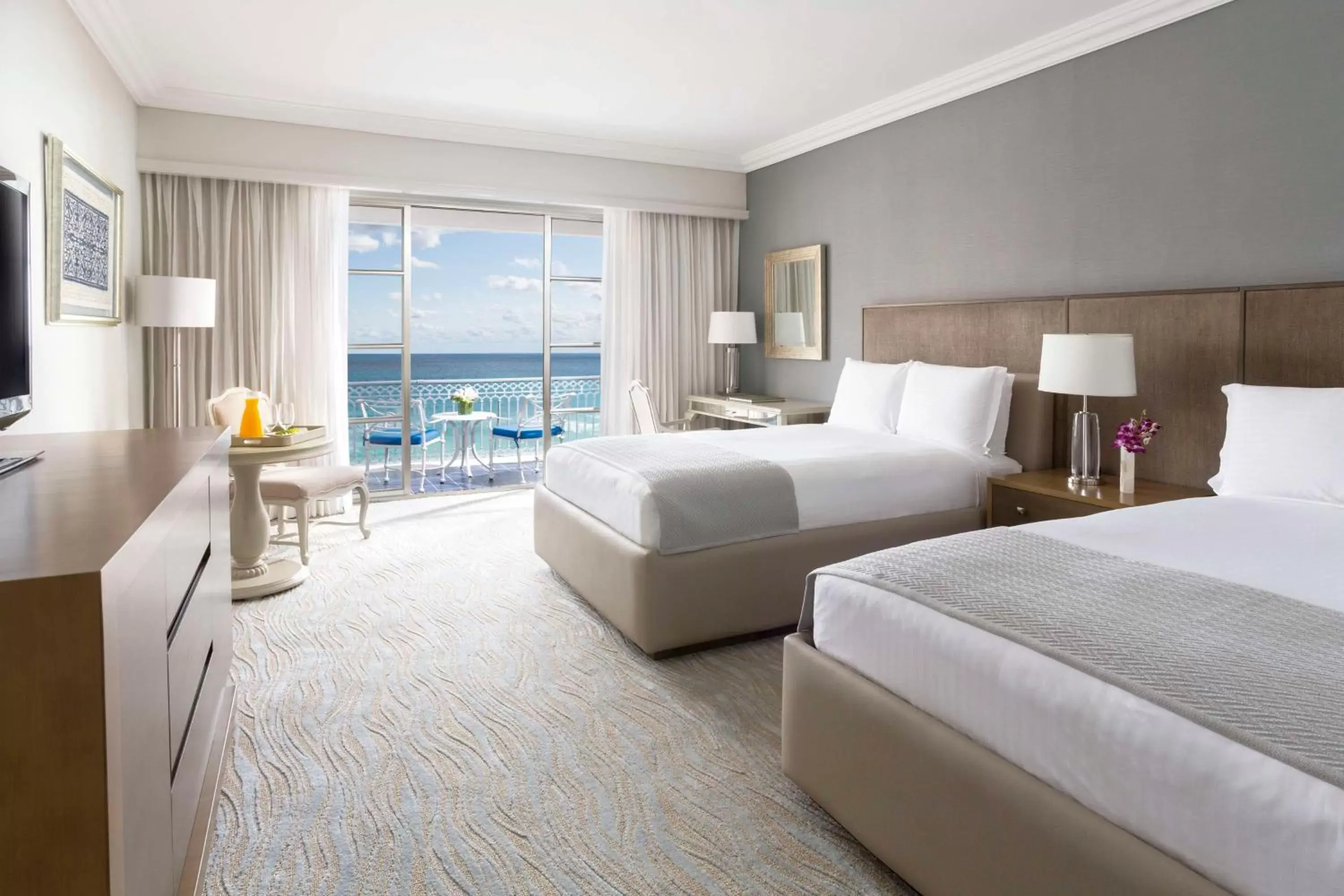 Bed in Kempinski Hotel Cancun