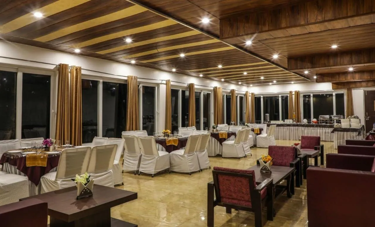 Restaurant/places to eat in The Mountain Quail