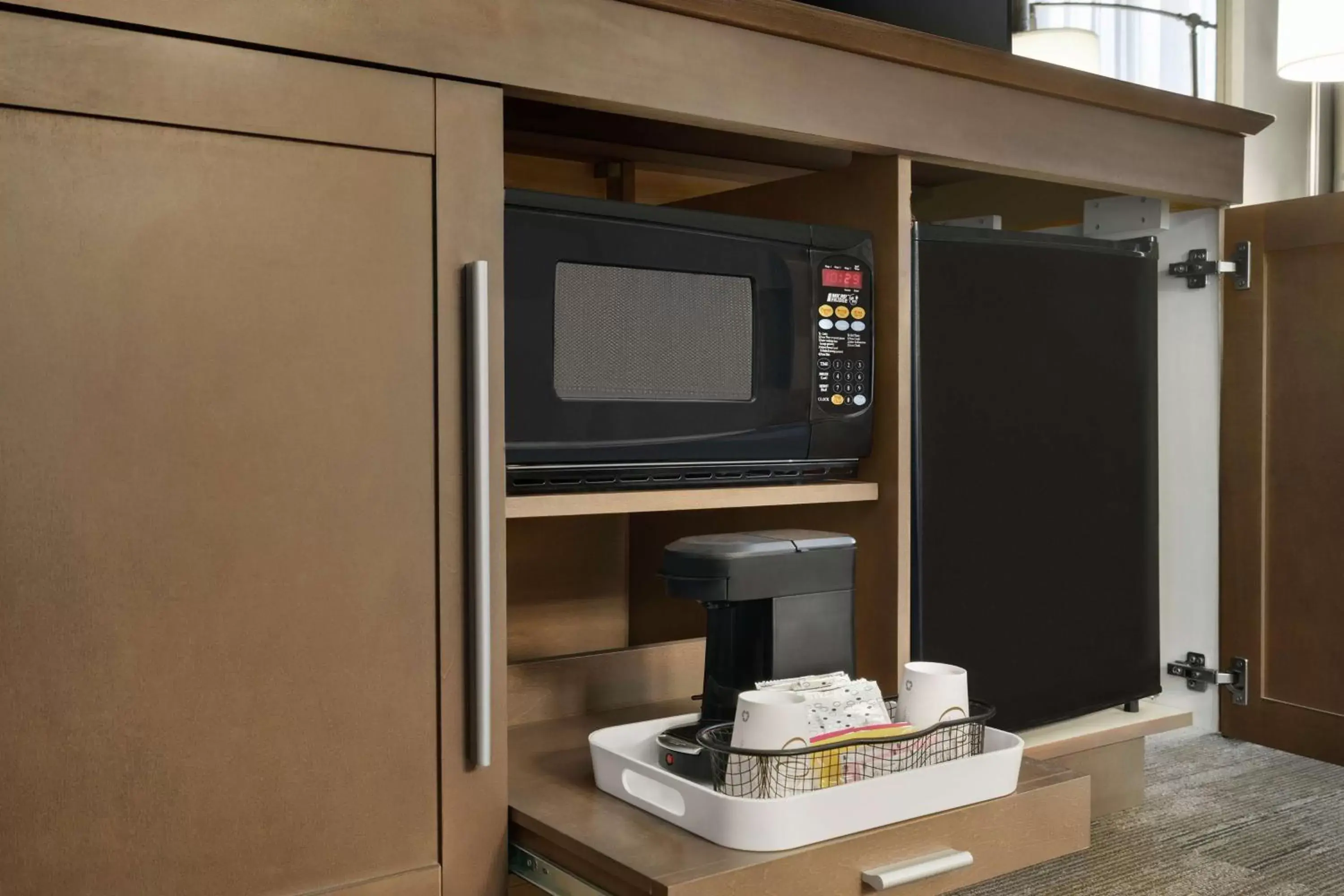 Photo of the whole room in Hampton Inn New Orleans/St.Charles Ave Photo of the whole room in Hampton Inn New Orleans/St.Charles Ave