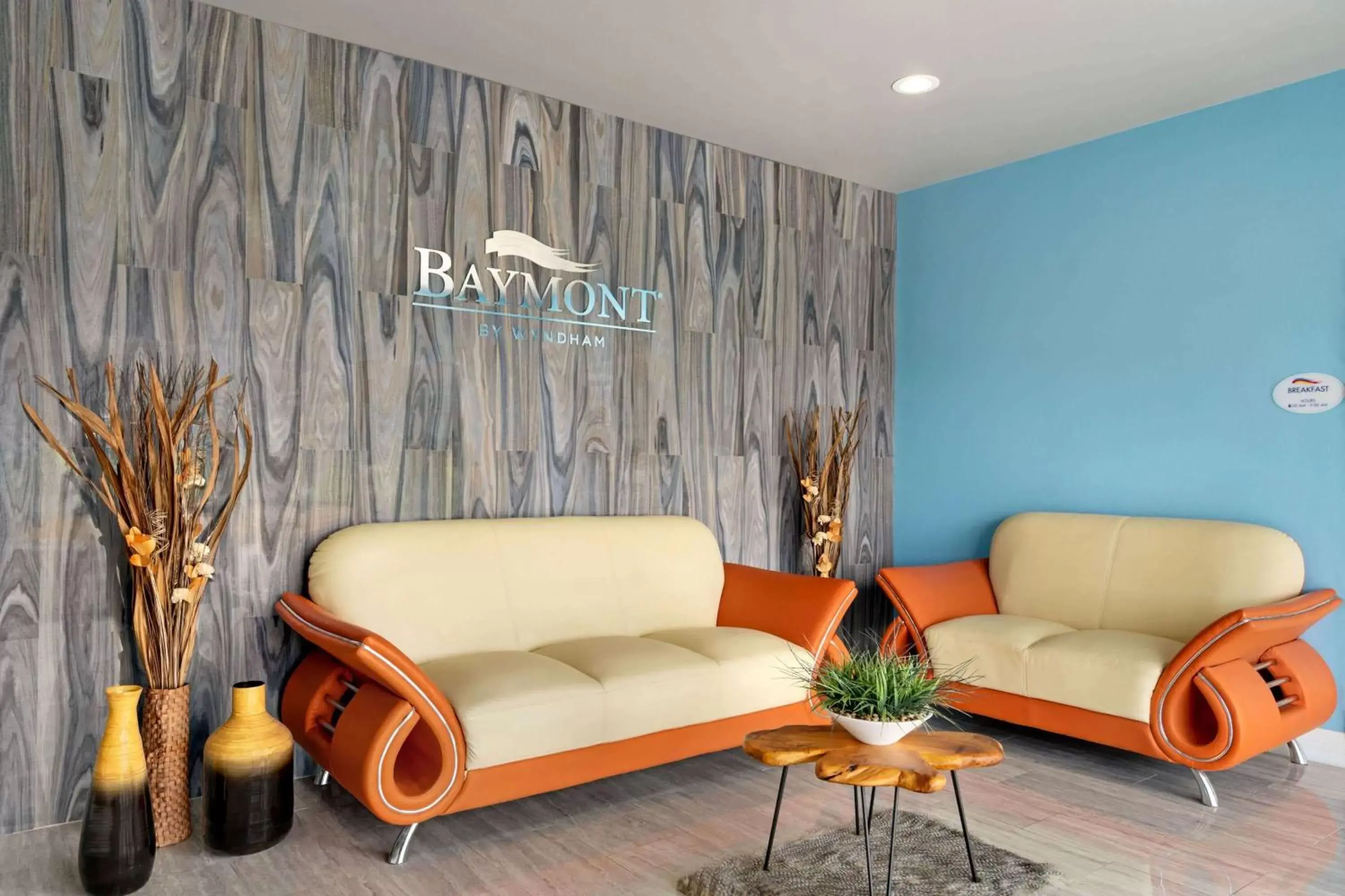 Lobby or reception, Seating Area in Baymont by Wyndham Kingwood