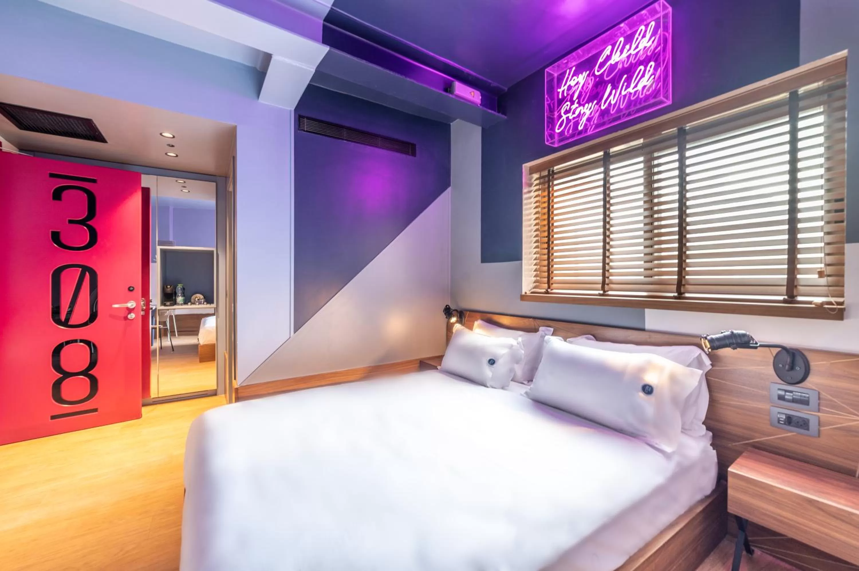 Photo of the whole room, Bed in Stay Inn Hotel Jerusalem