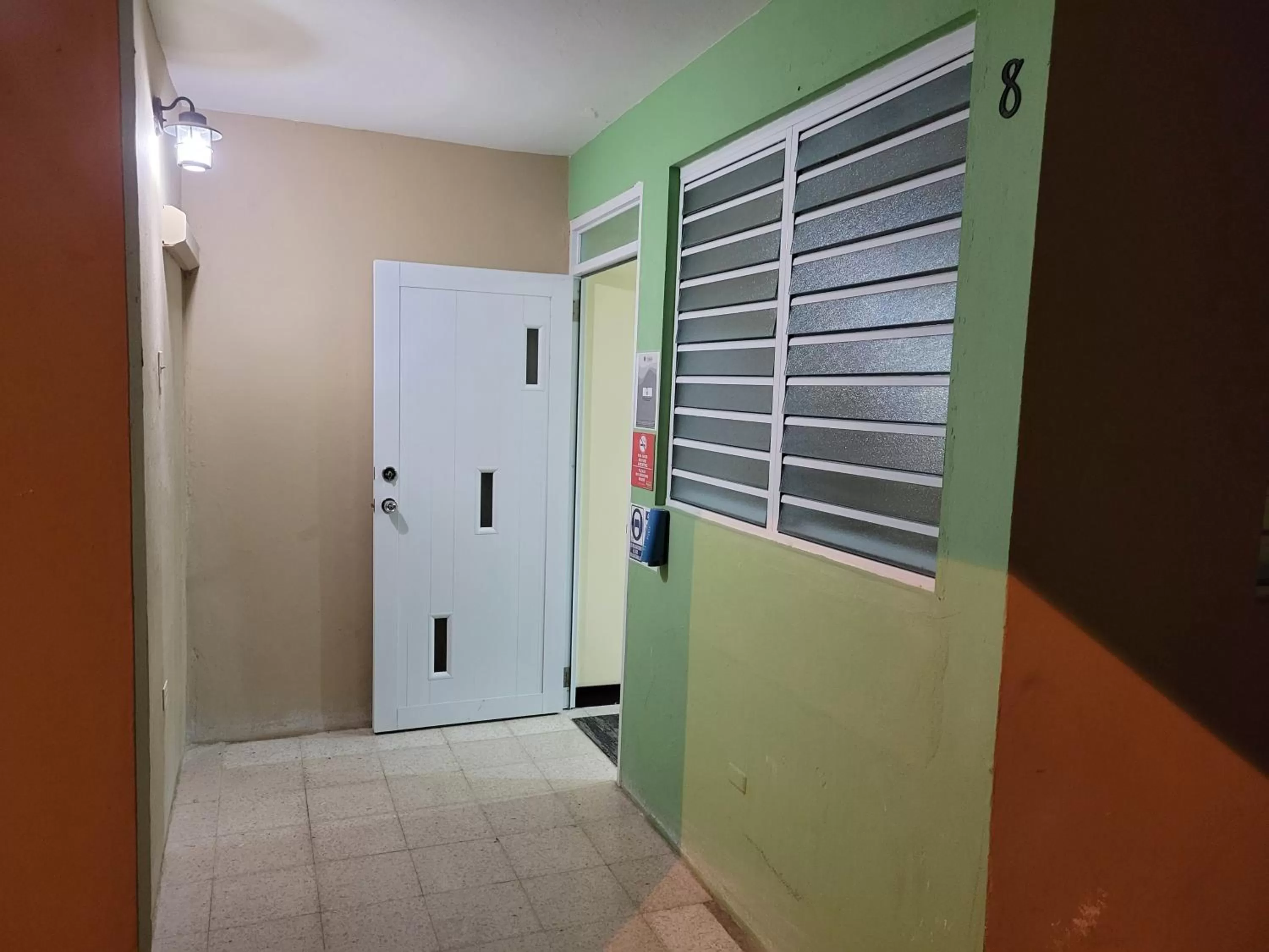 Facade/entrance in Aguada of the Seas