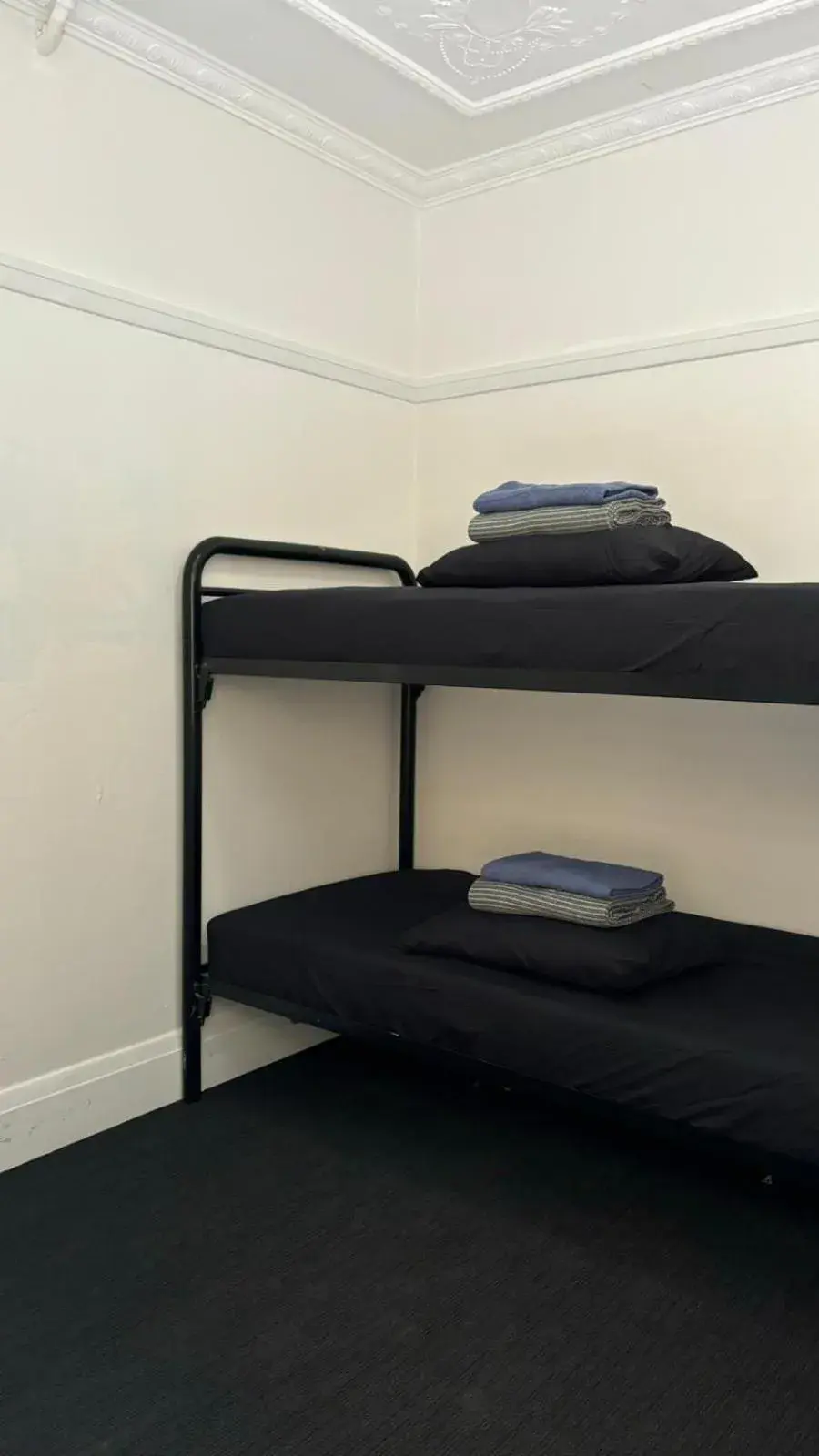 Bed, Bunk Bed in Sydney Central Backpackers