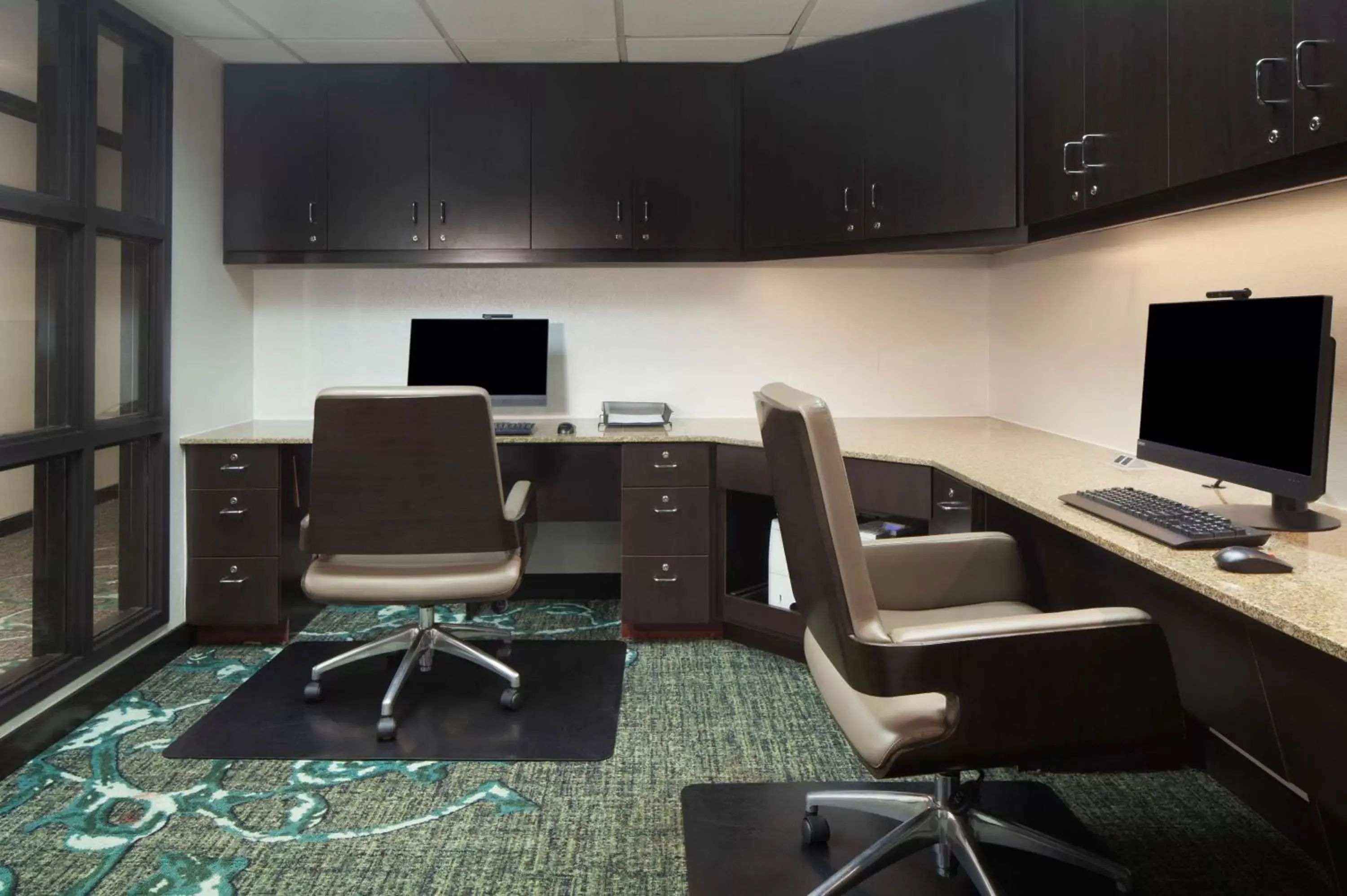 Business facilities in Hampton Inn Parsippany