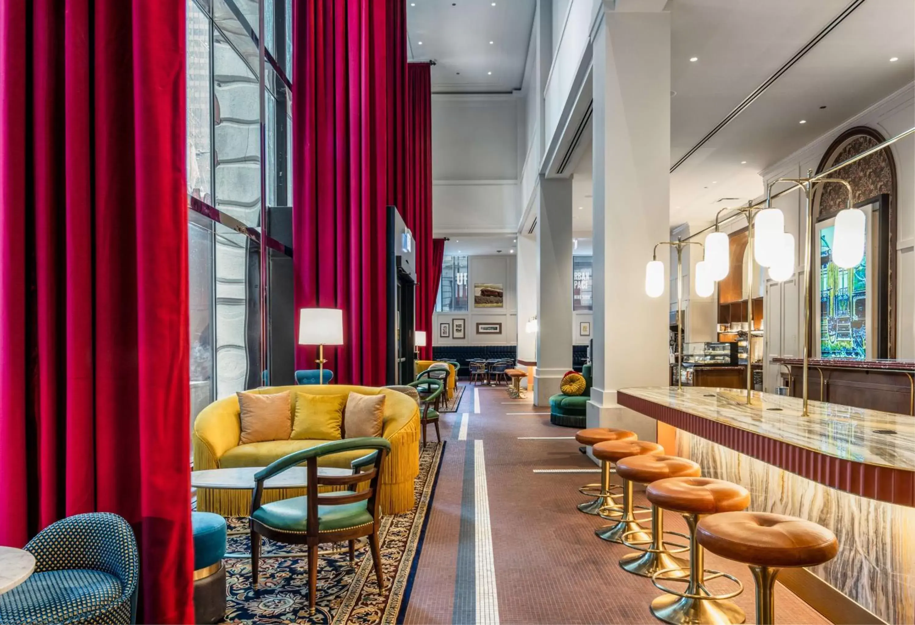 Lounge or bar in Canopy By Hilton Chicago Central Loop