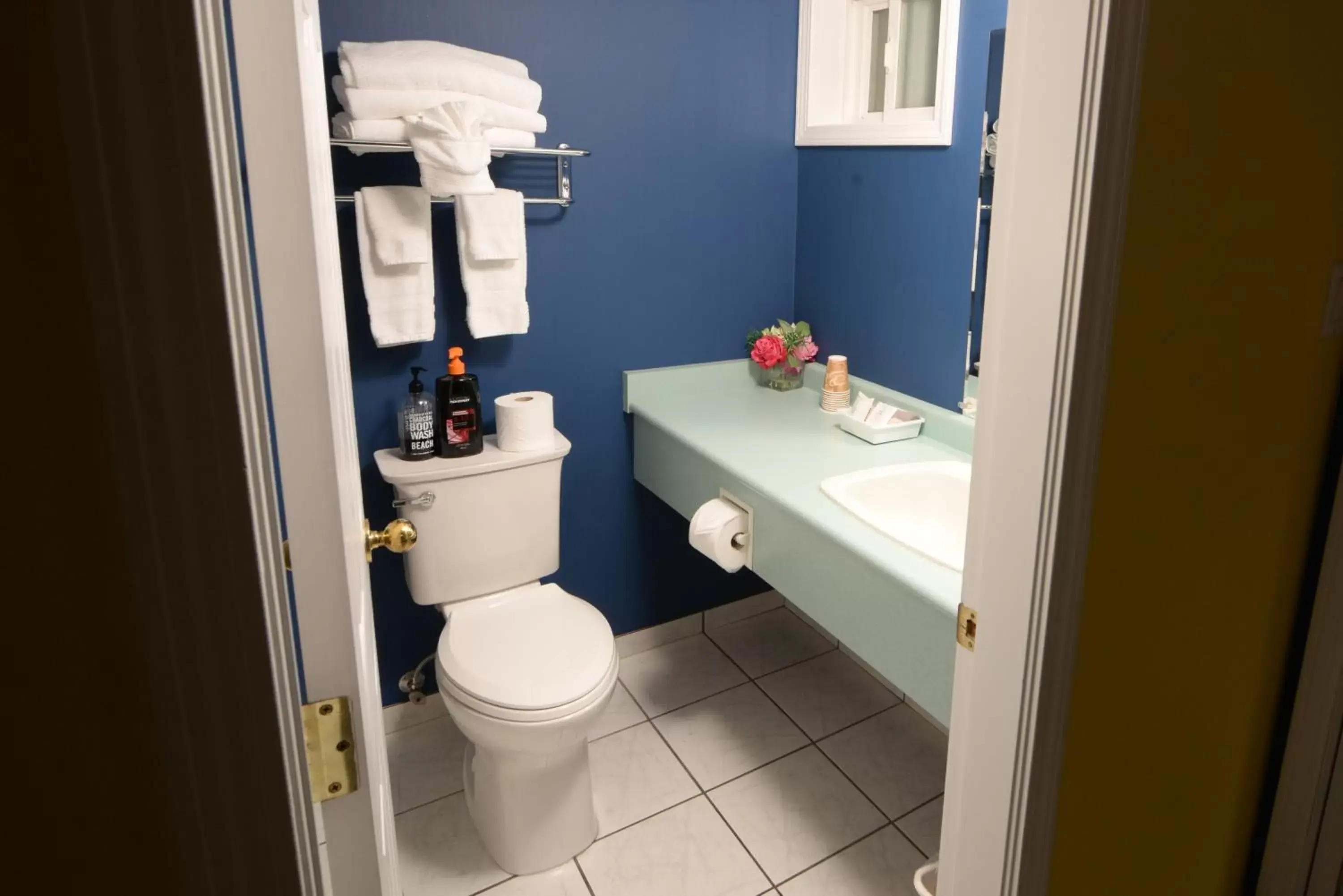 Bathroom in Casa Grande Inn