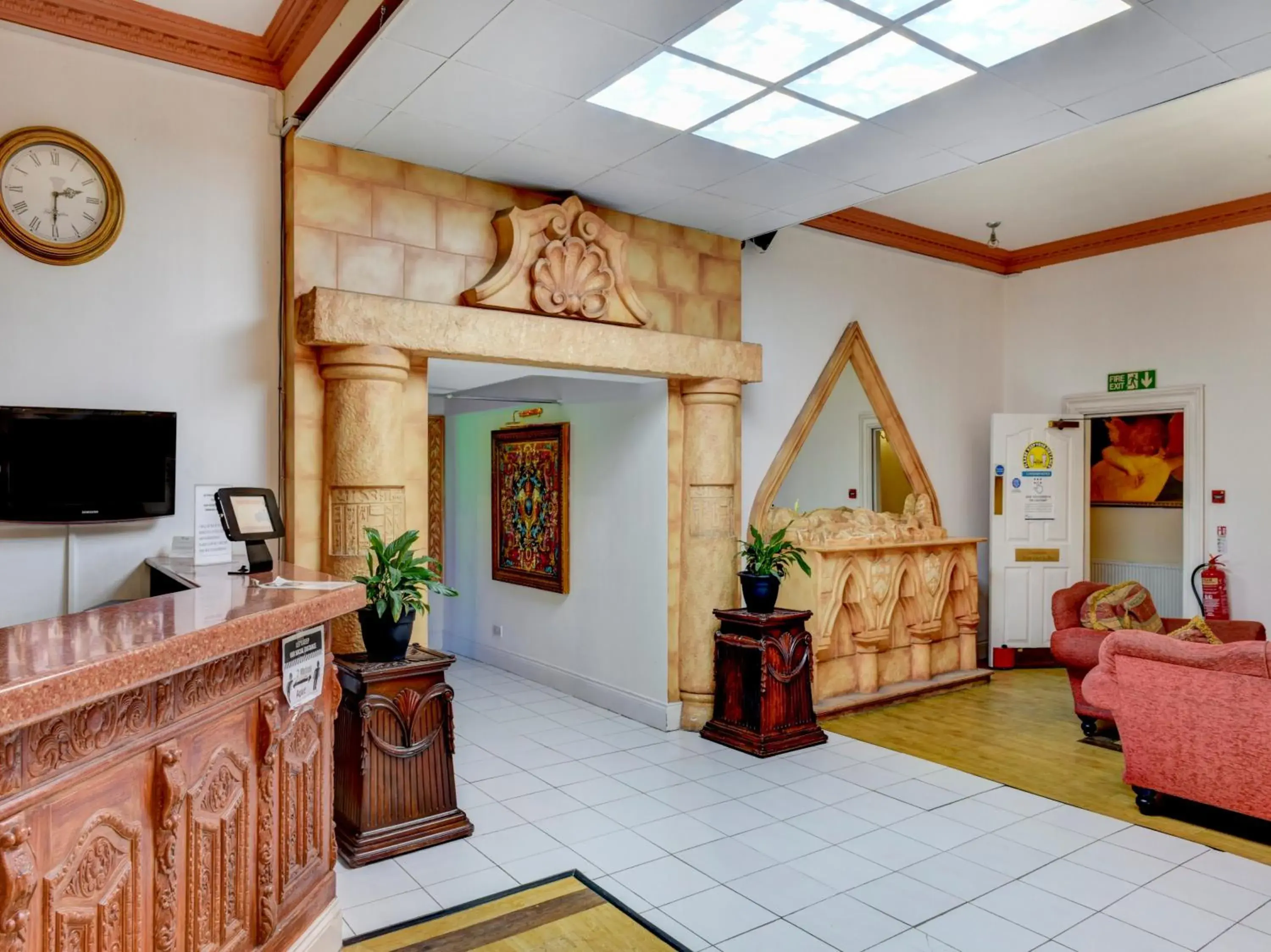 Lobby or reception, Seating Area in Empire Hotel