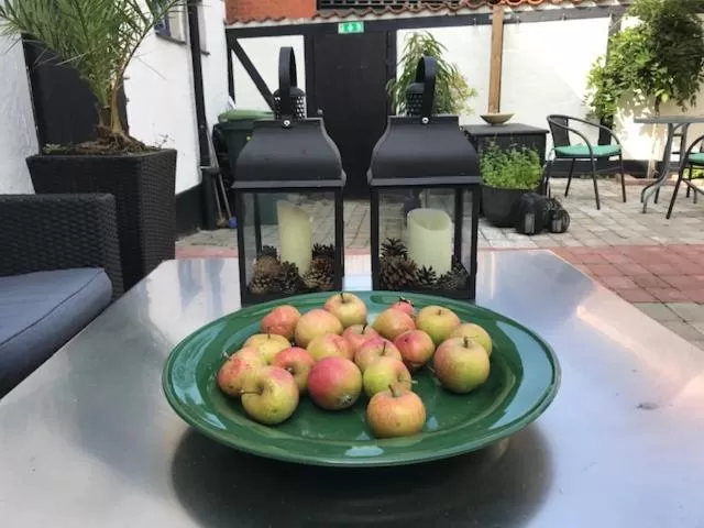 Inner courtyard view in Hotell Bäckagården