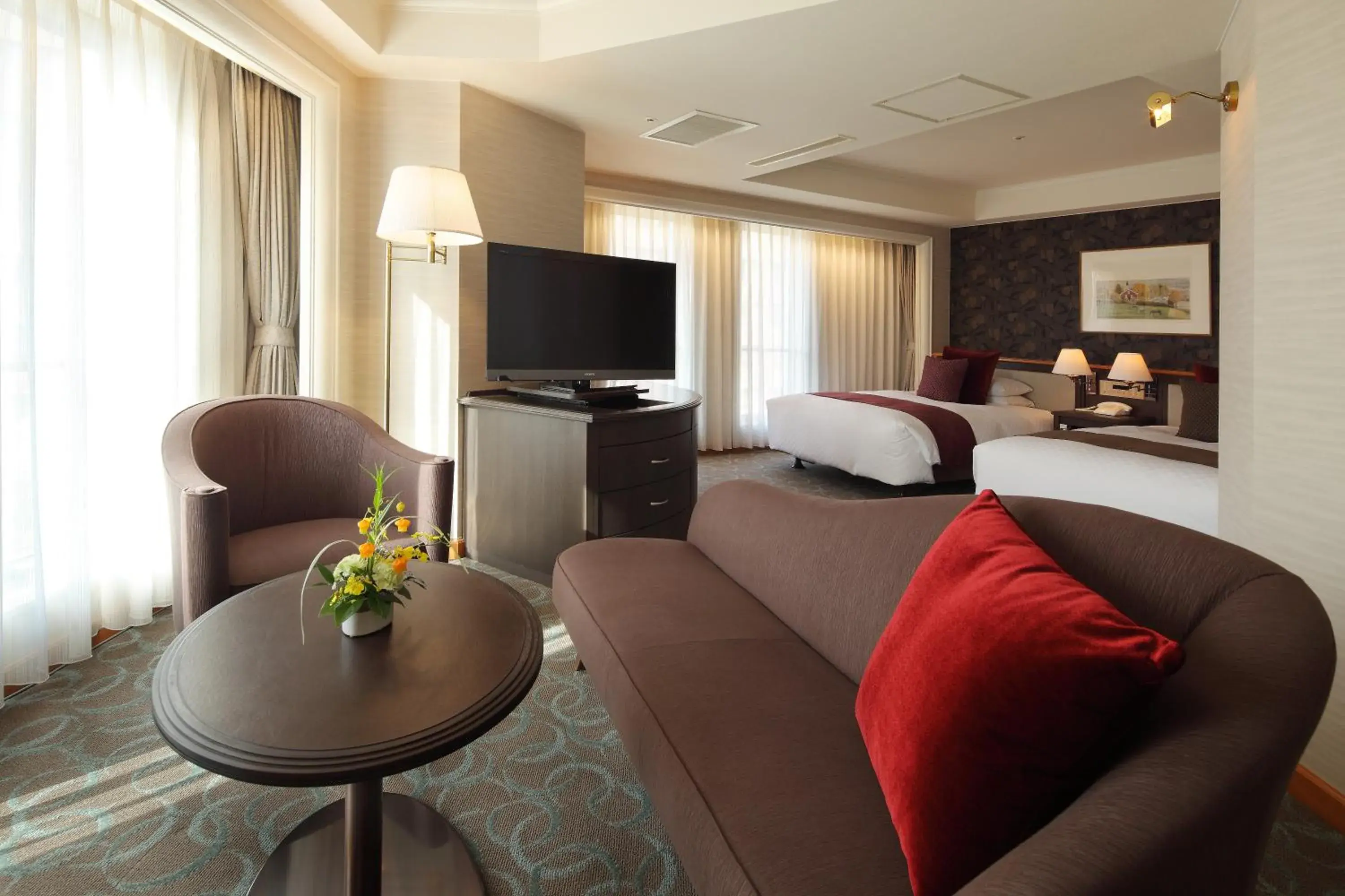 Photo of the whole room, Seating Area in Kumamoto Hotel Castle