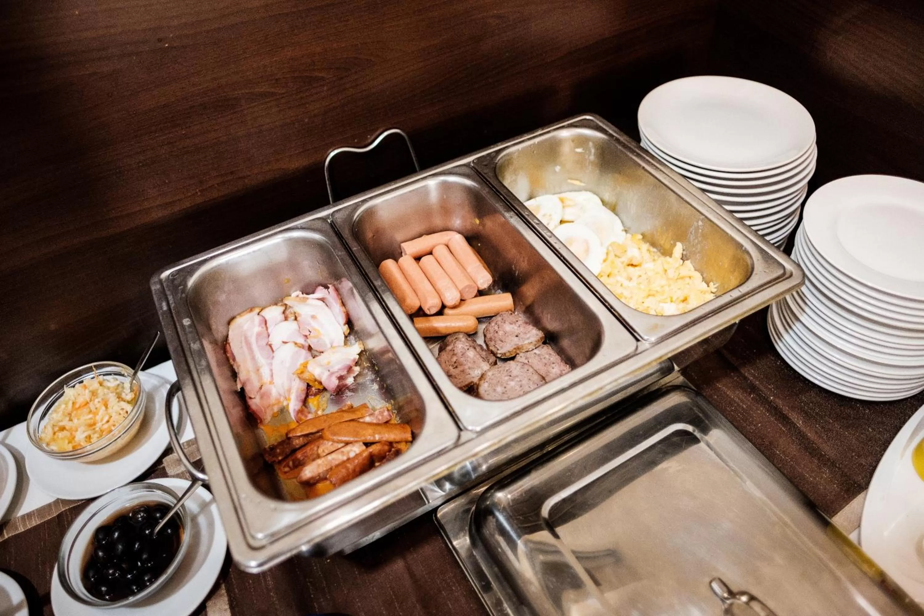 Buffet breakfast in Hotel Deluxe with free Wellness and Fitness Centrum