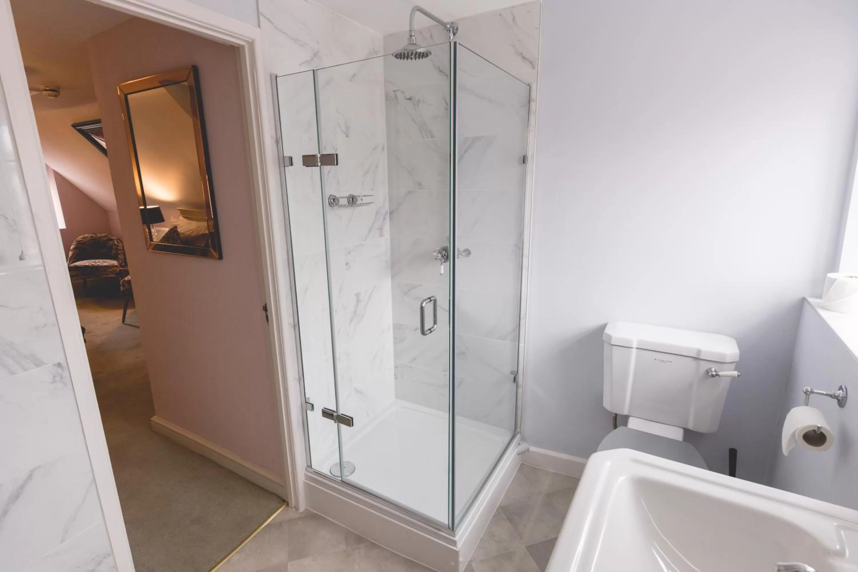 Shower in The Old Vicarage Hotel & Restaurant