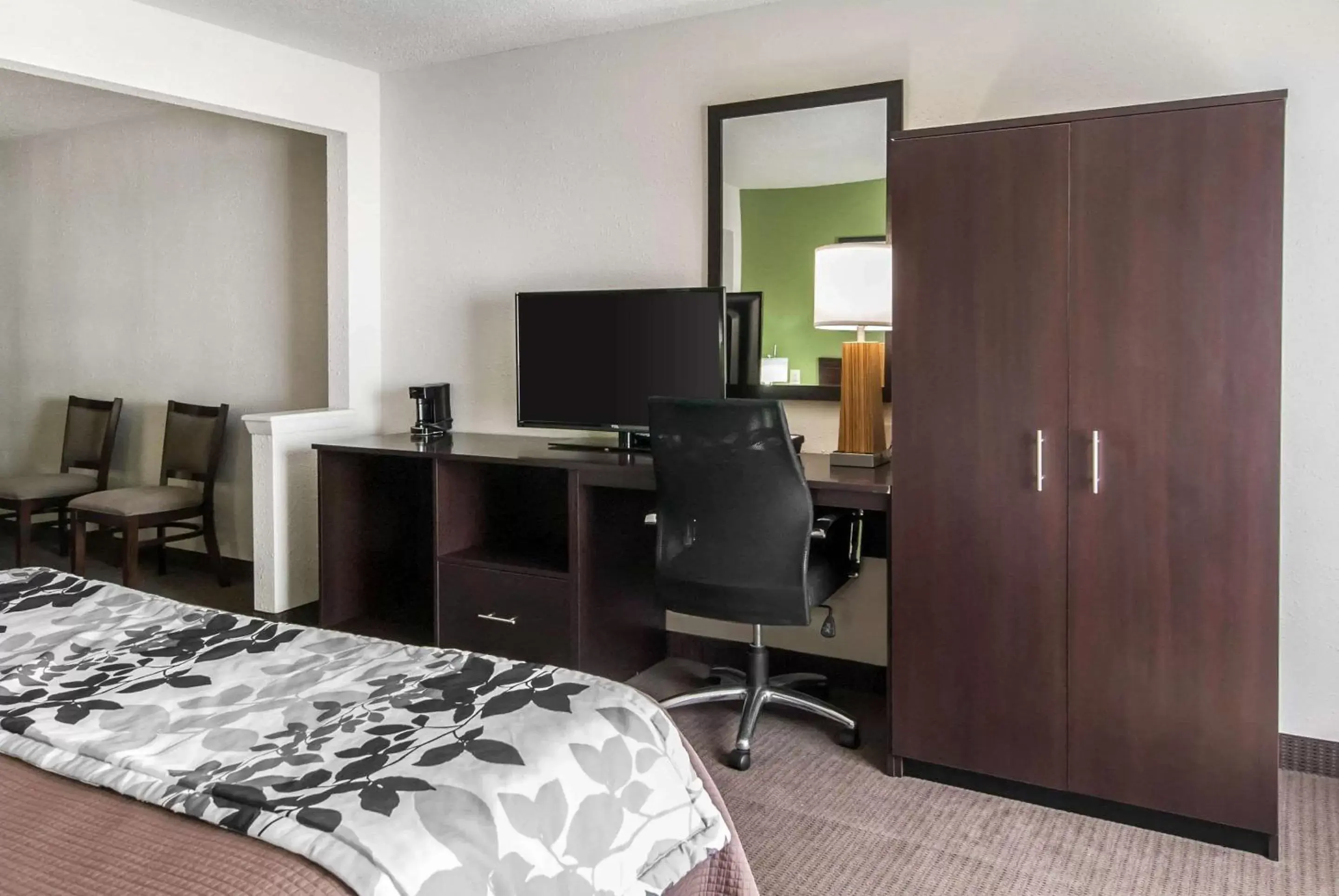 Photo of the whole room, TV/Entertainment Center in Sleep Inn Saint Charles