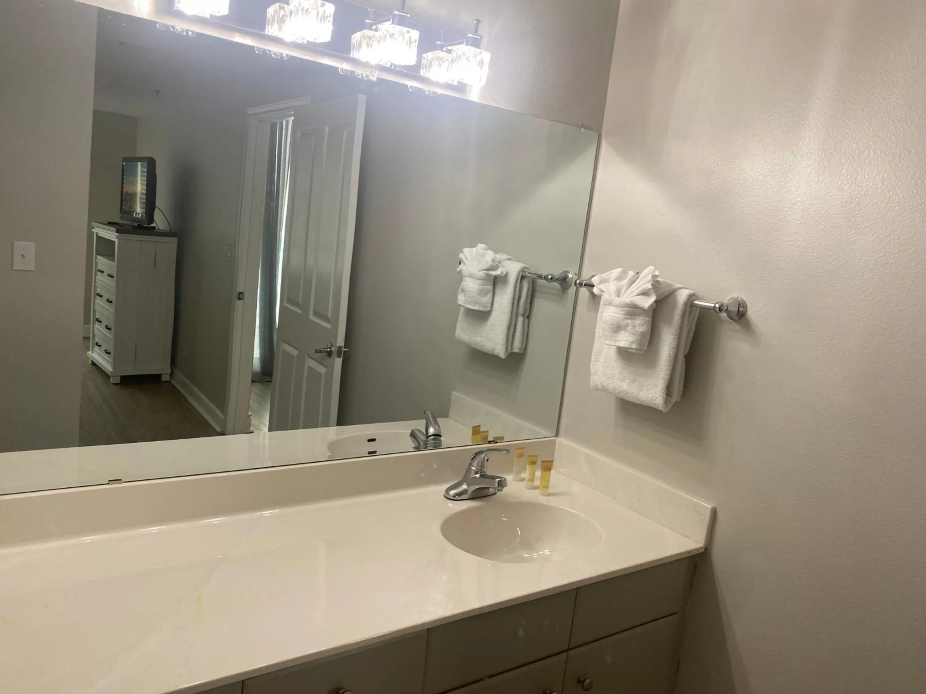 Bathroom in Shores of Panama Resort