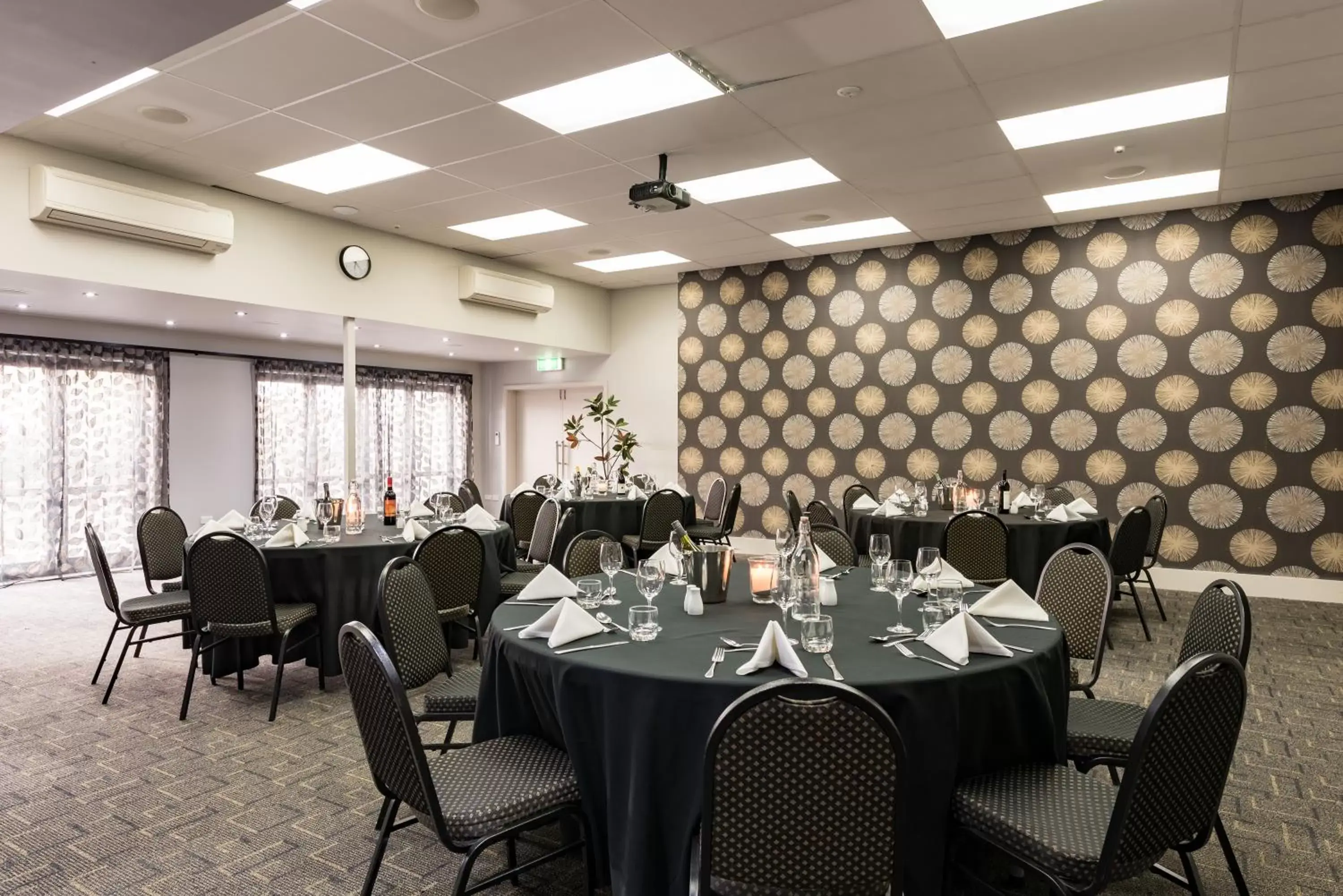 Banquet/Function facilities, Restaurant/Places to Eat in Suncourt Hotel & Conference Centre